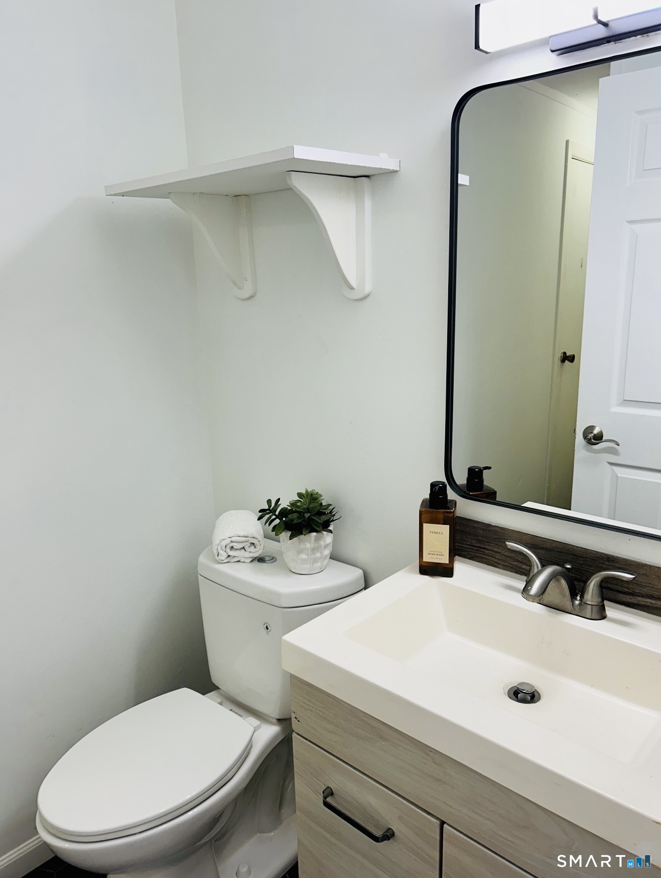 6 Hayes East Road Property Photo 19
