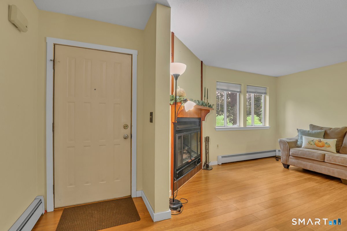 60 Old Town 50 Road Property Photo 4