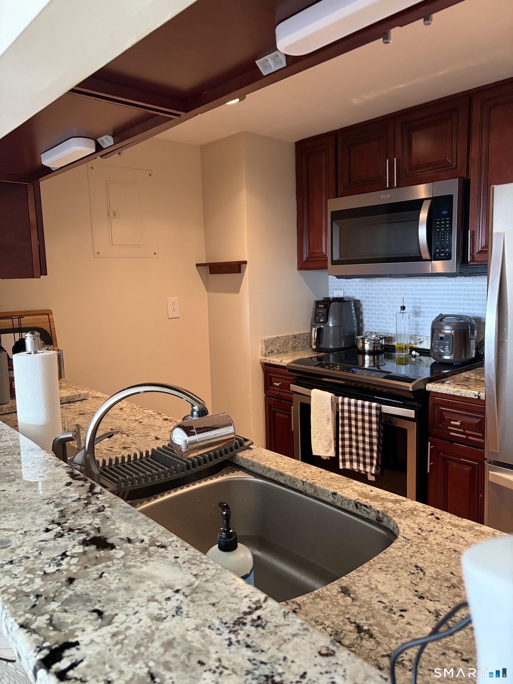 127 Greyrock 1207 Place Property Photo 2