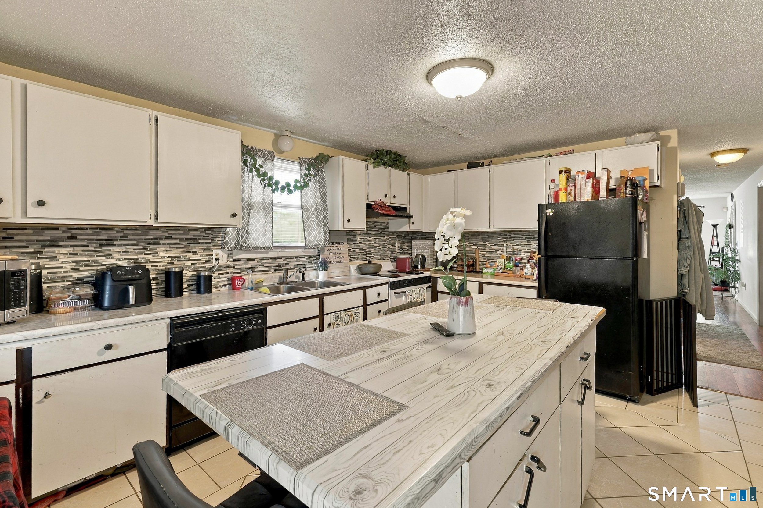 121 Millard Street Property Photo 7