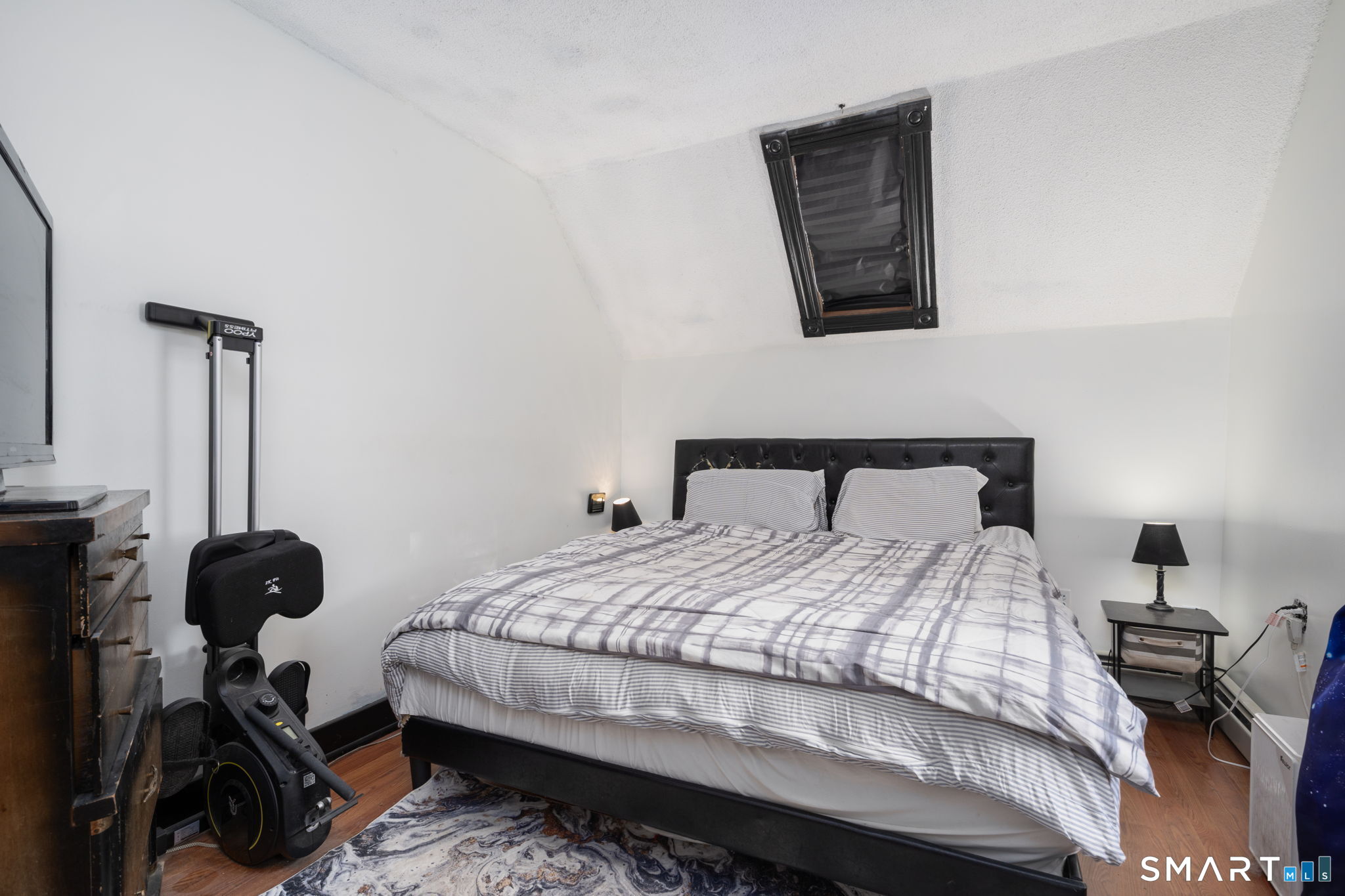213 Laurel Hill Avenue Property Photo 12