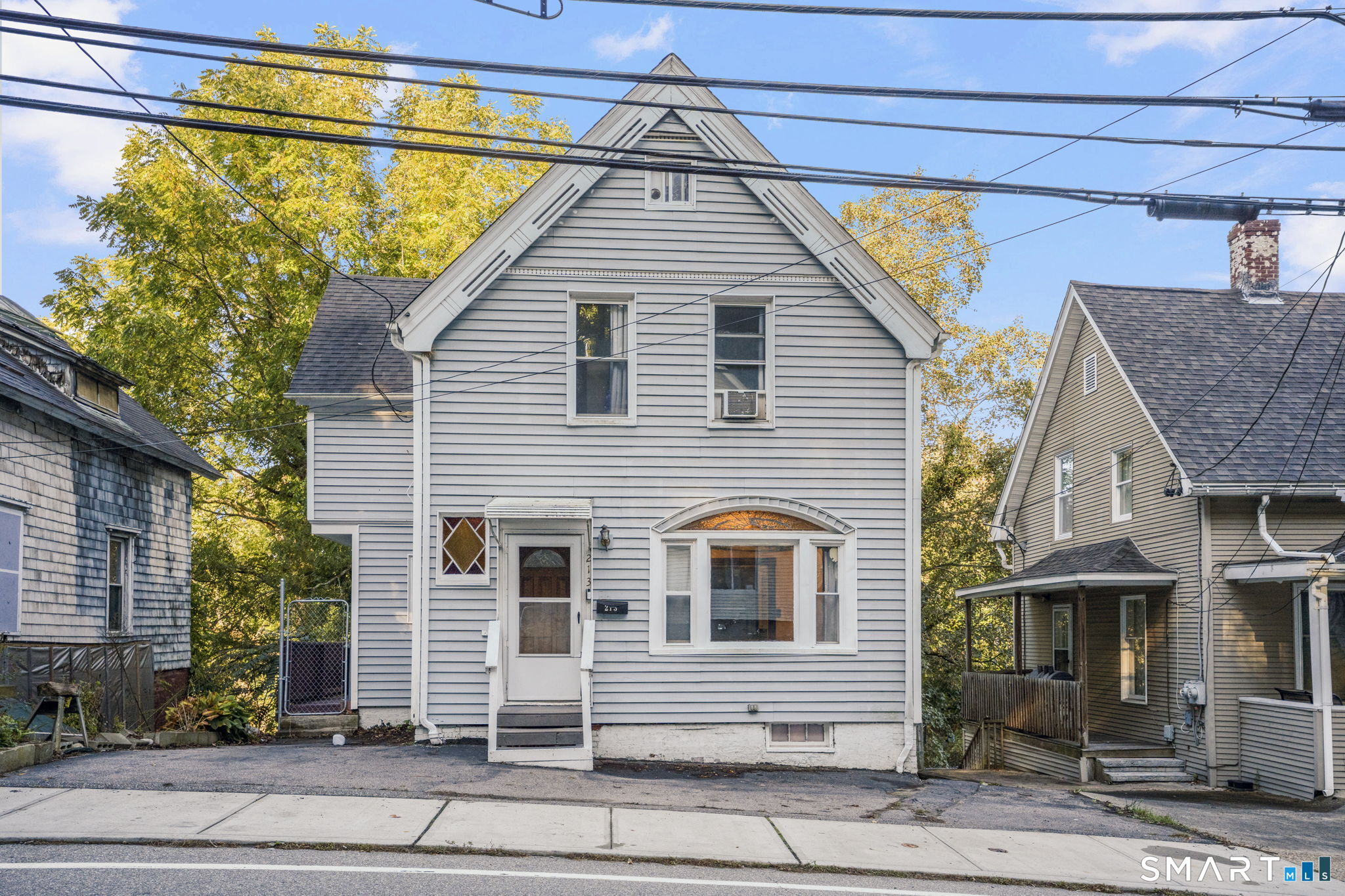 213 Laurel Hill Avenue Property Photo 24