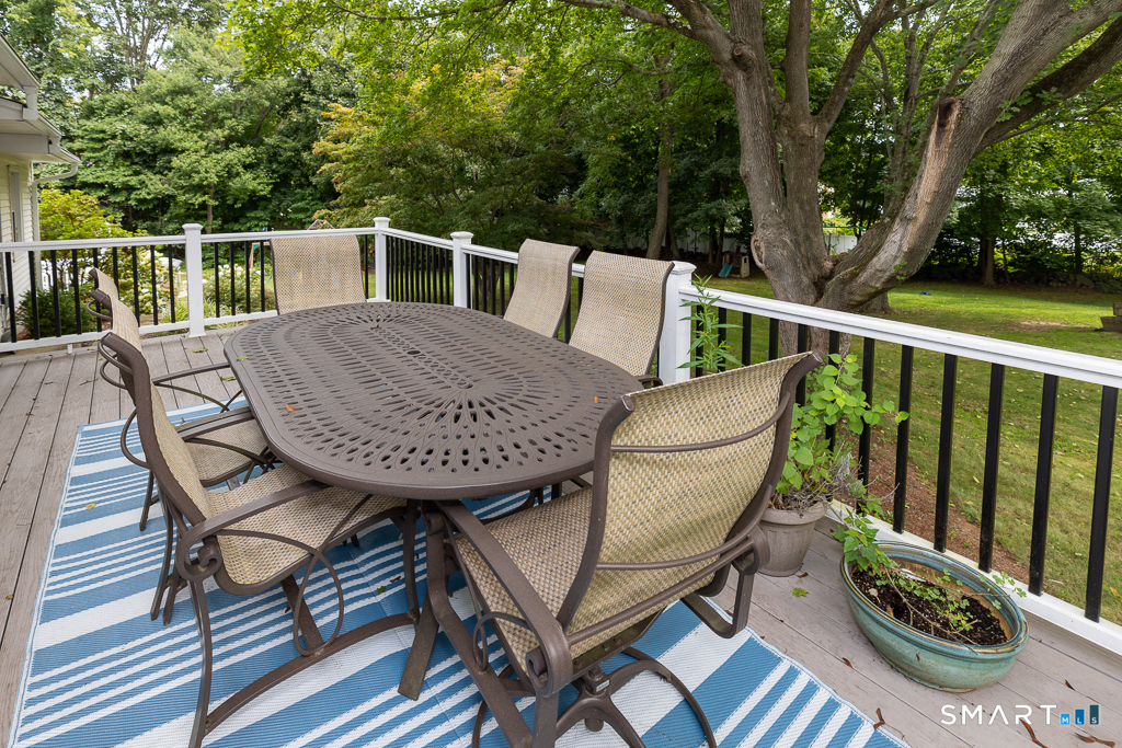 2 Hill Top View Property Photo 21