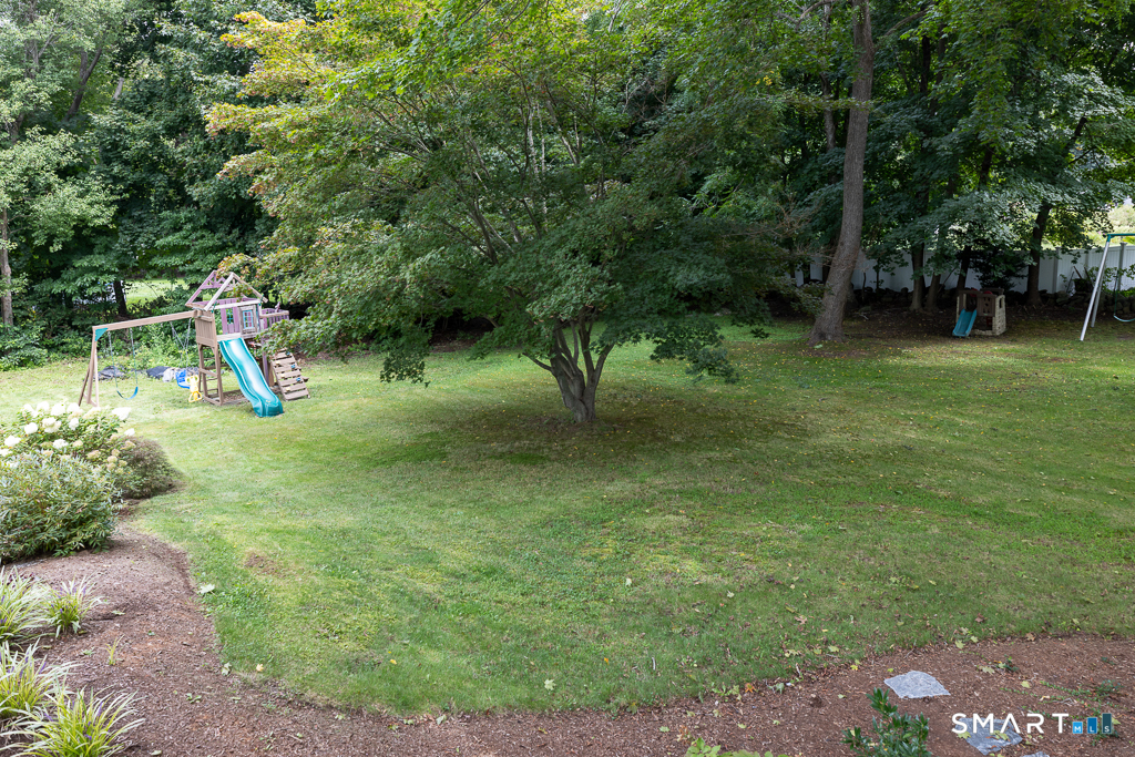 2 Hill Top View Property Photo 22
