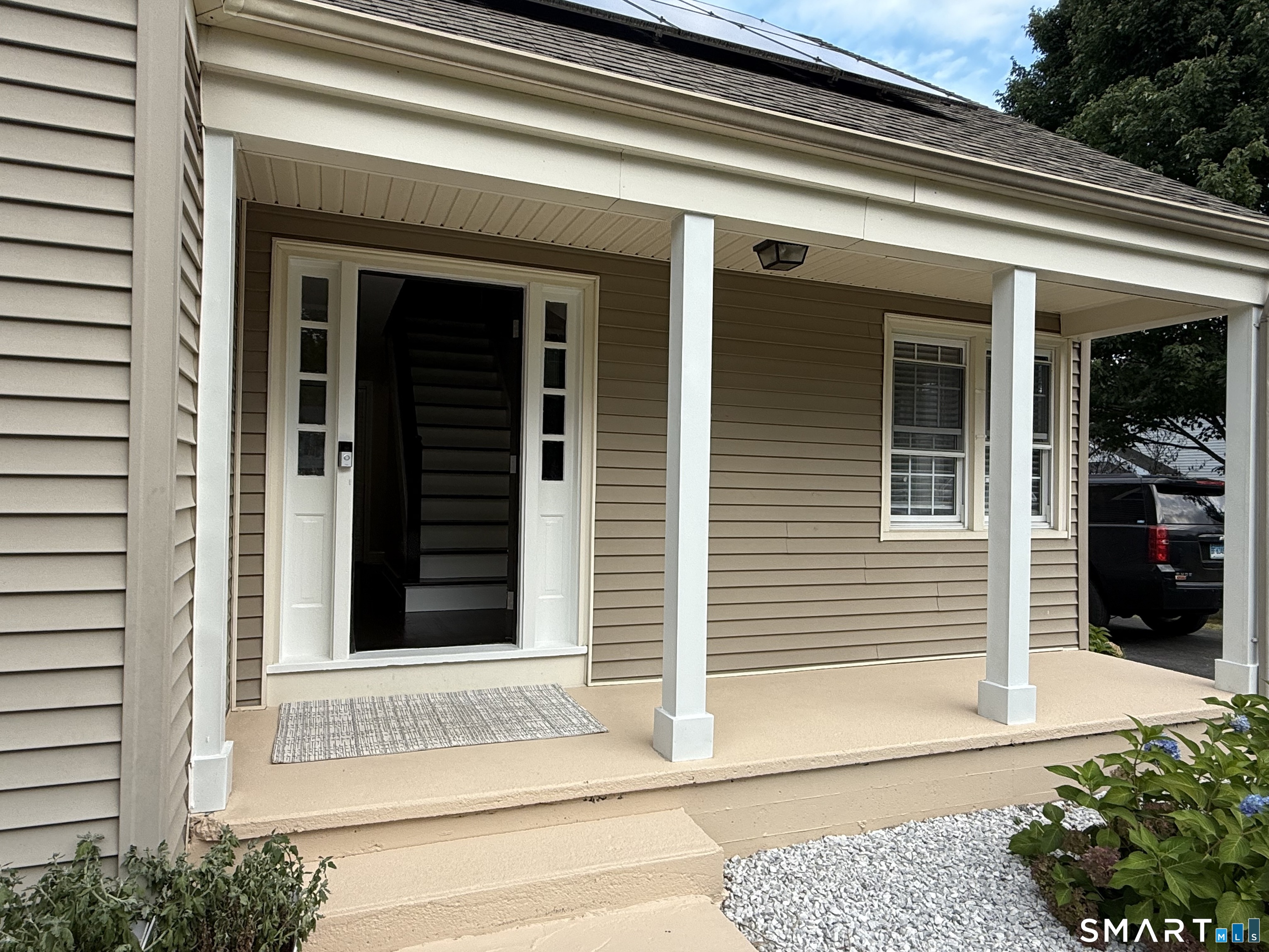80 East South Street Property Photo 2