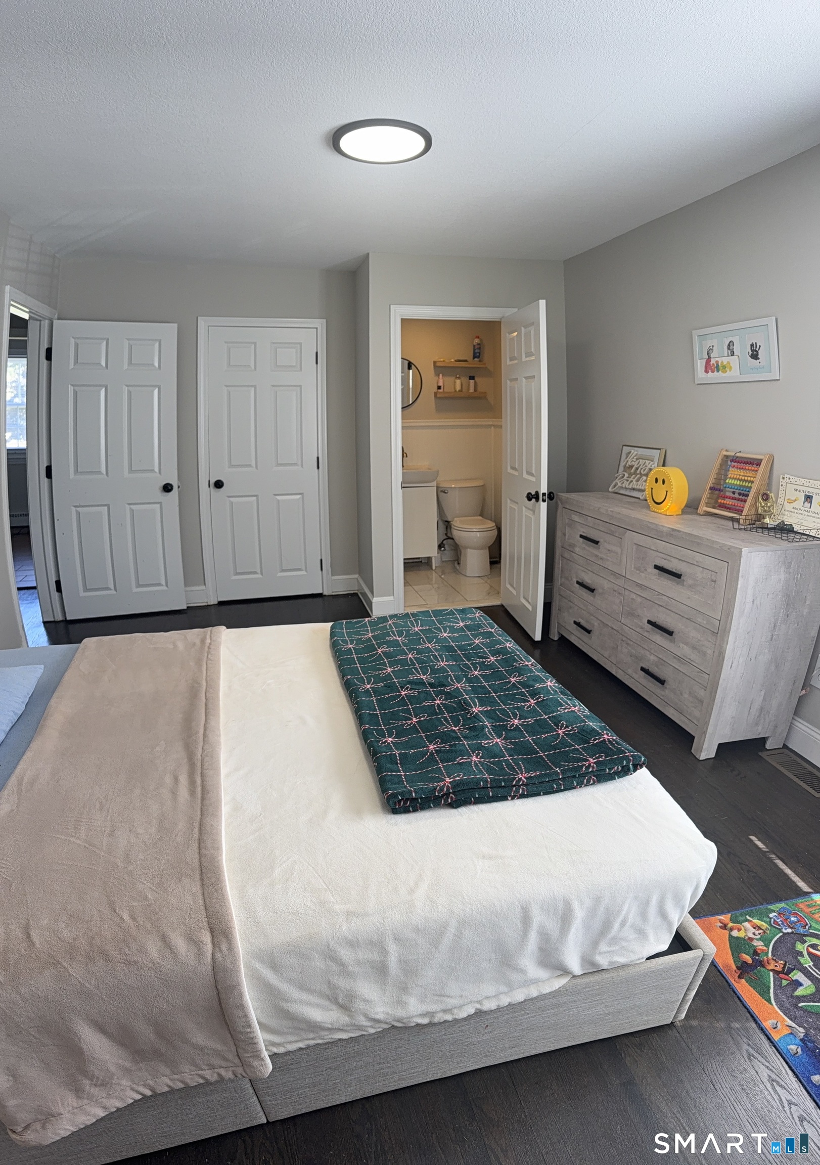 80 East South Street Property Photo 19