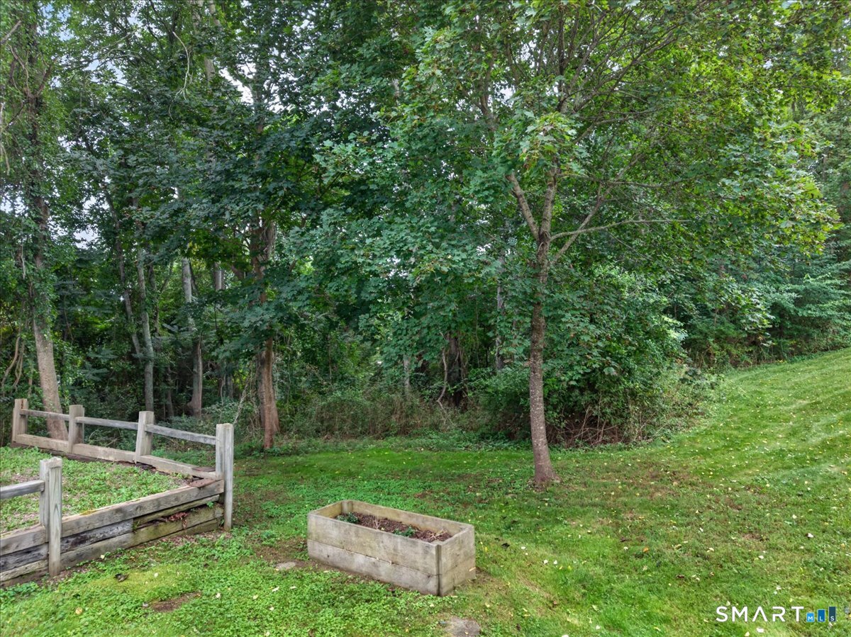 187 Whitehall Avenue Property Photo 10