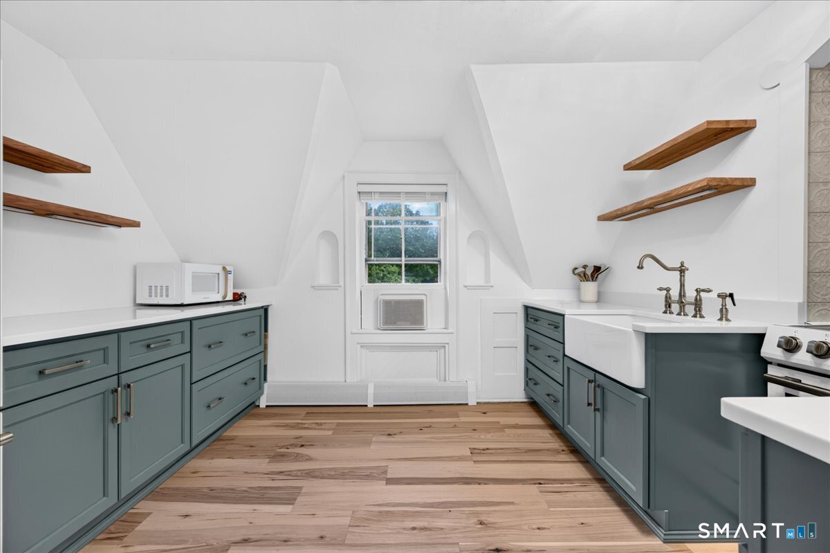 187 Whitehall Avenue Property Photo 25