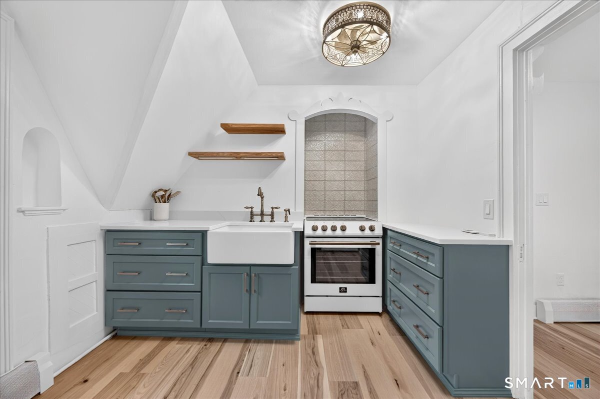 187 Whitehall Avenue Property Photo 26