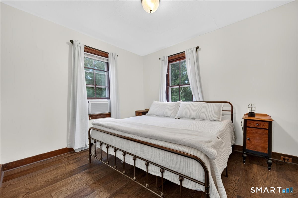 187 Whitehall Avenue Property Photo 27