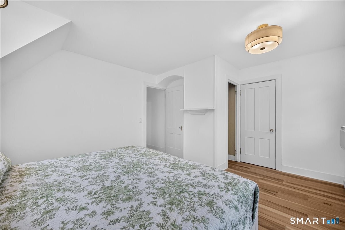 187 Whitehall Avenue Property Photo 30