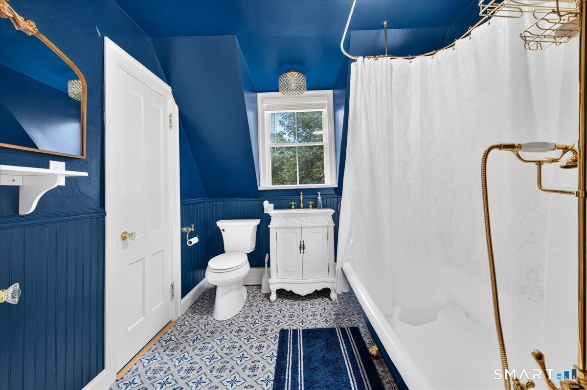 187 Whitehall Avenue Property Photo 34