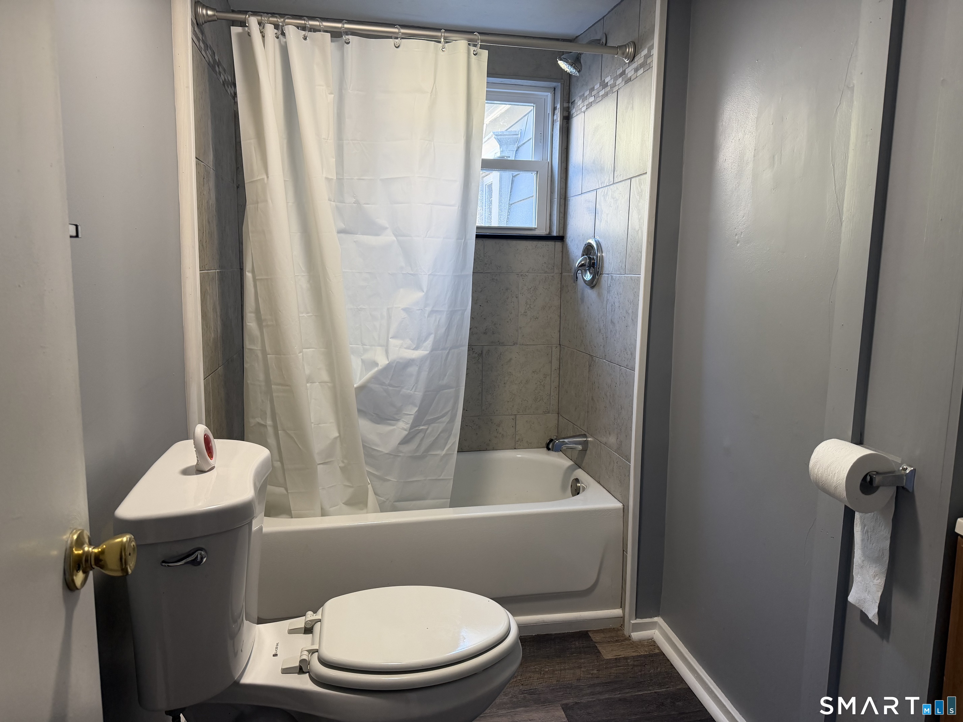 18 Pratt Street Property Photo 4