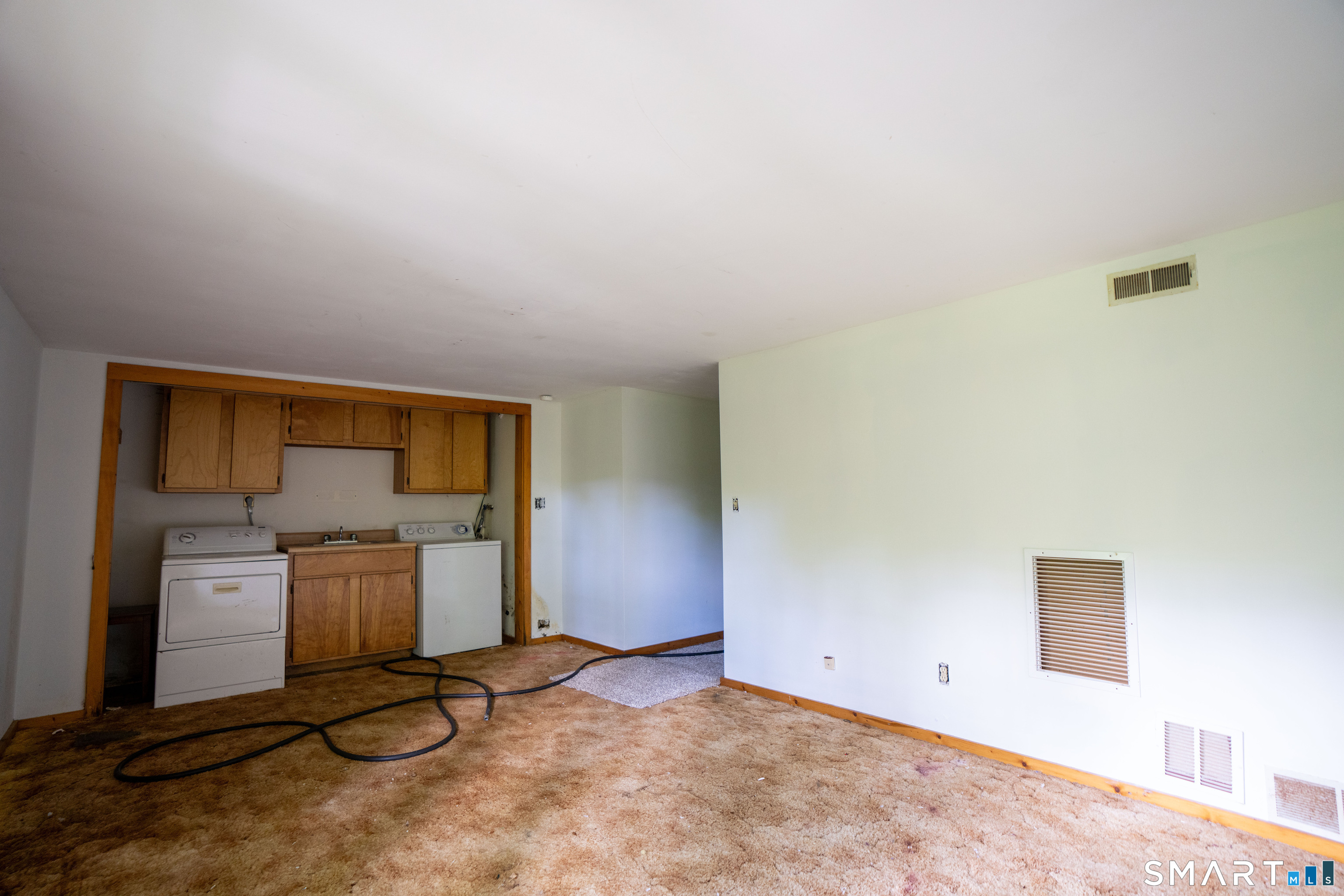 197 Lee Farm Drive Property Photo 3