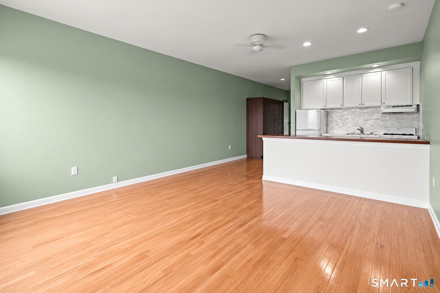 94 Washington 23 Street Property Photo 5