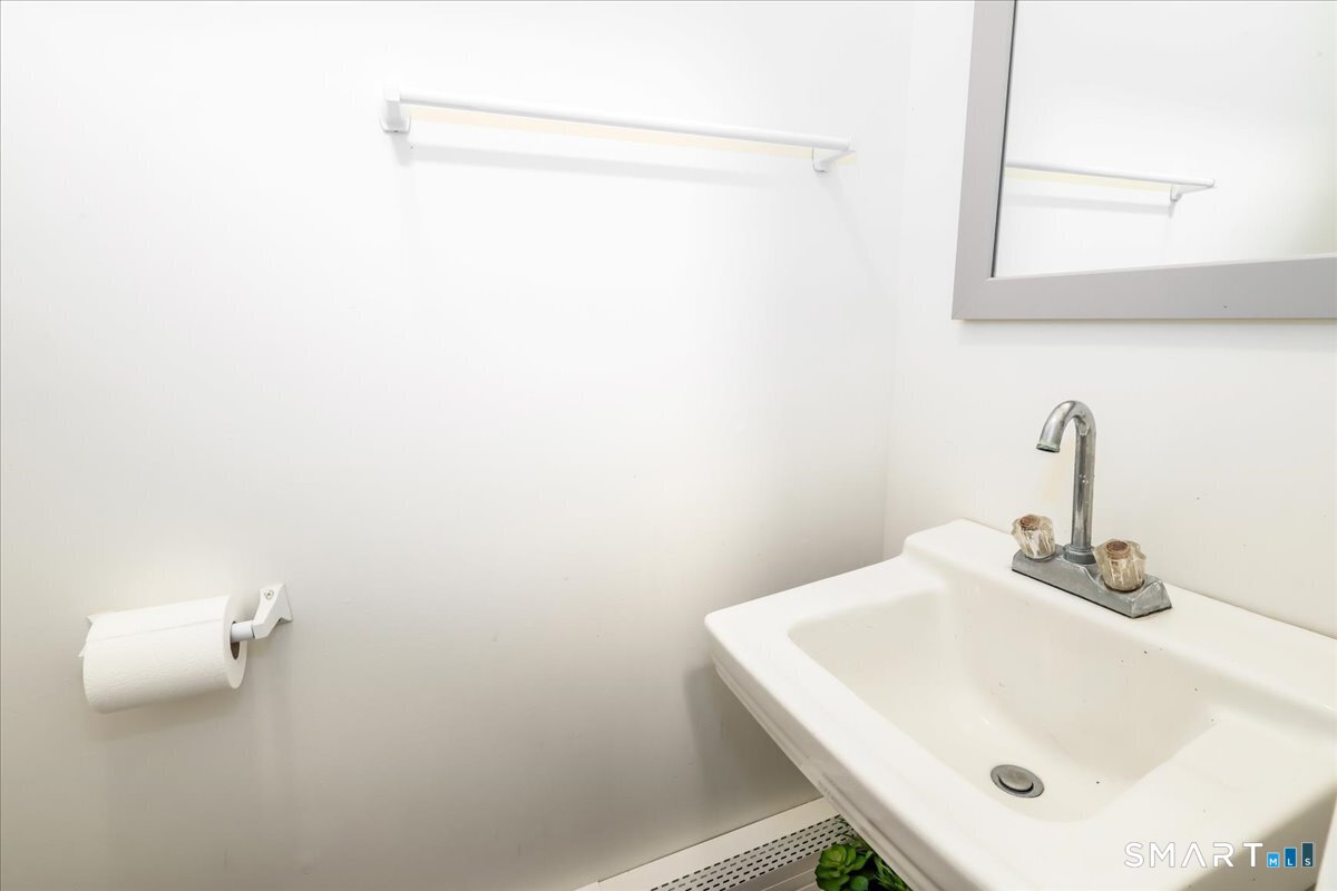 28 Deepwood Drive Property Photo 24