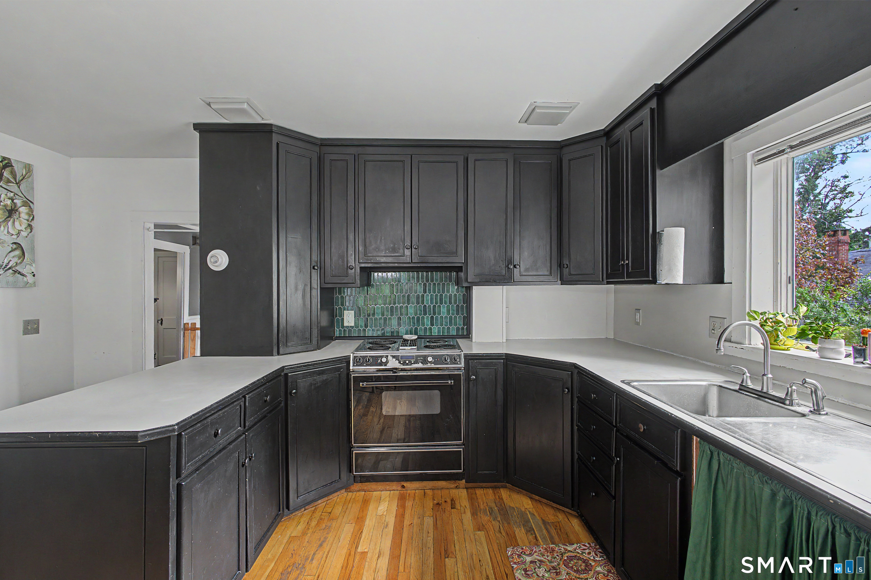 89 Broad Street Property Photo 5
