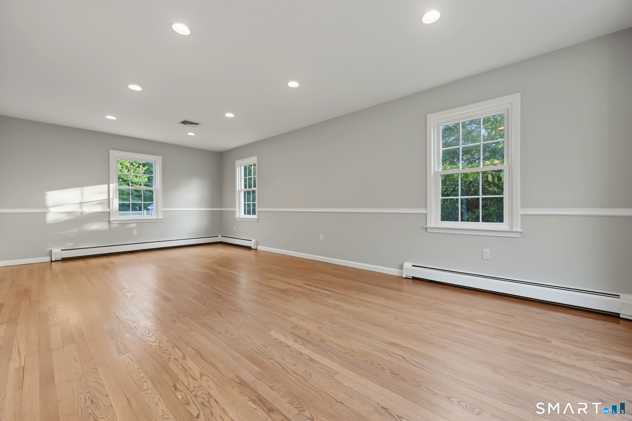 52 Mallett Drive Property Photo 7