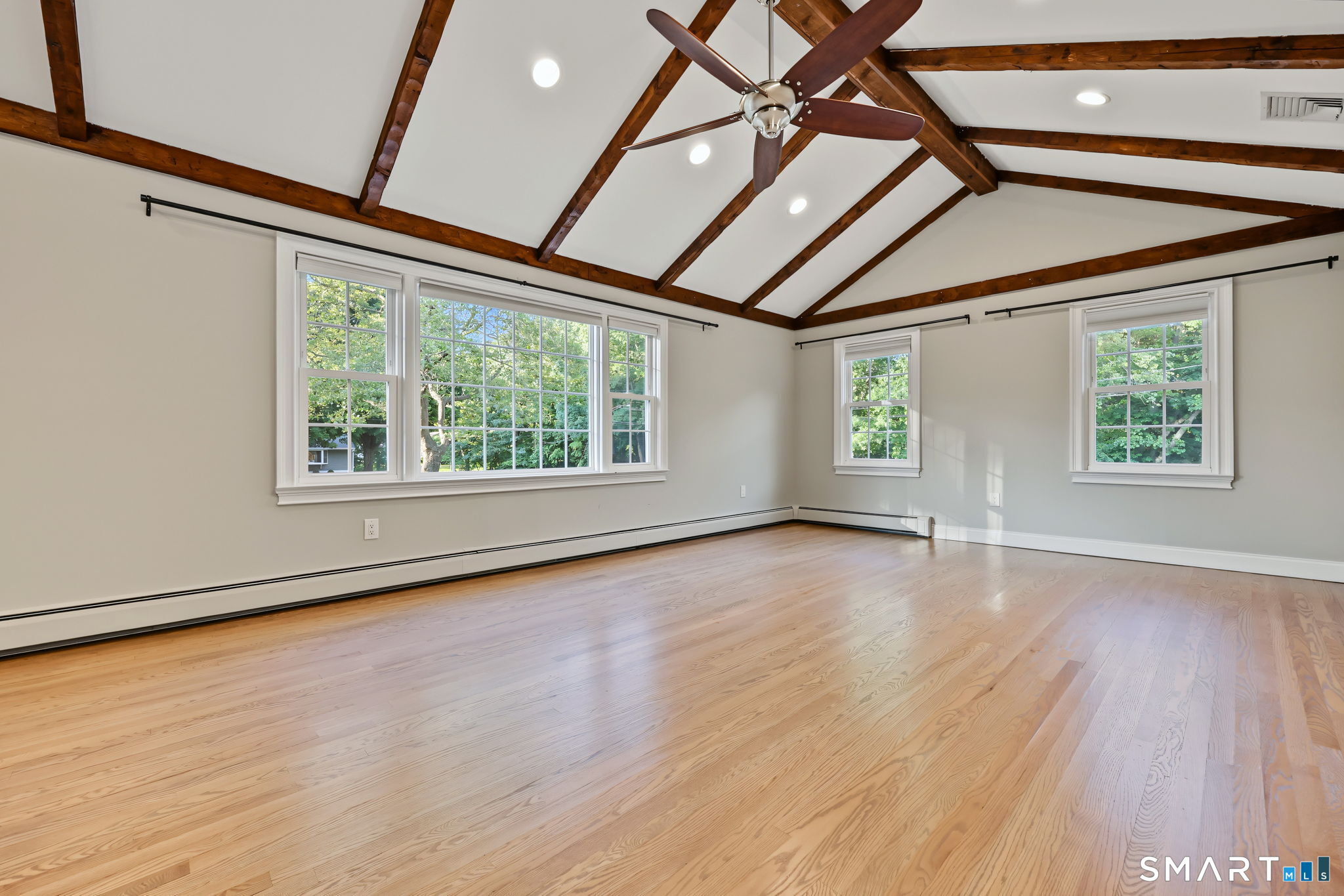 52 Mallett Drive Property Photo 16