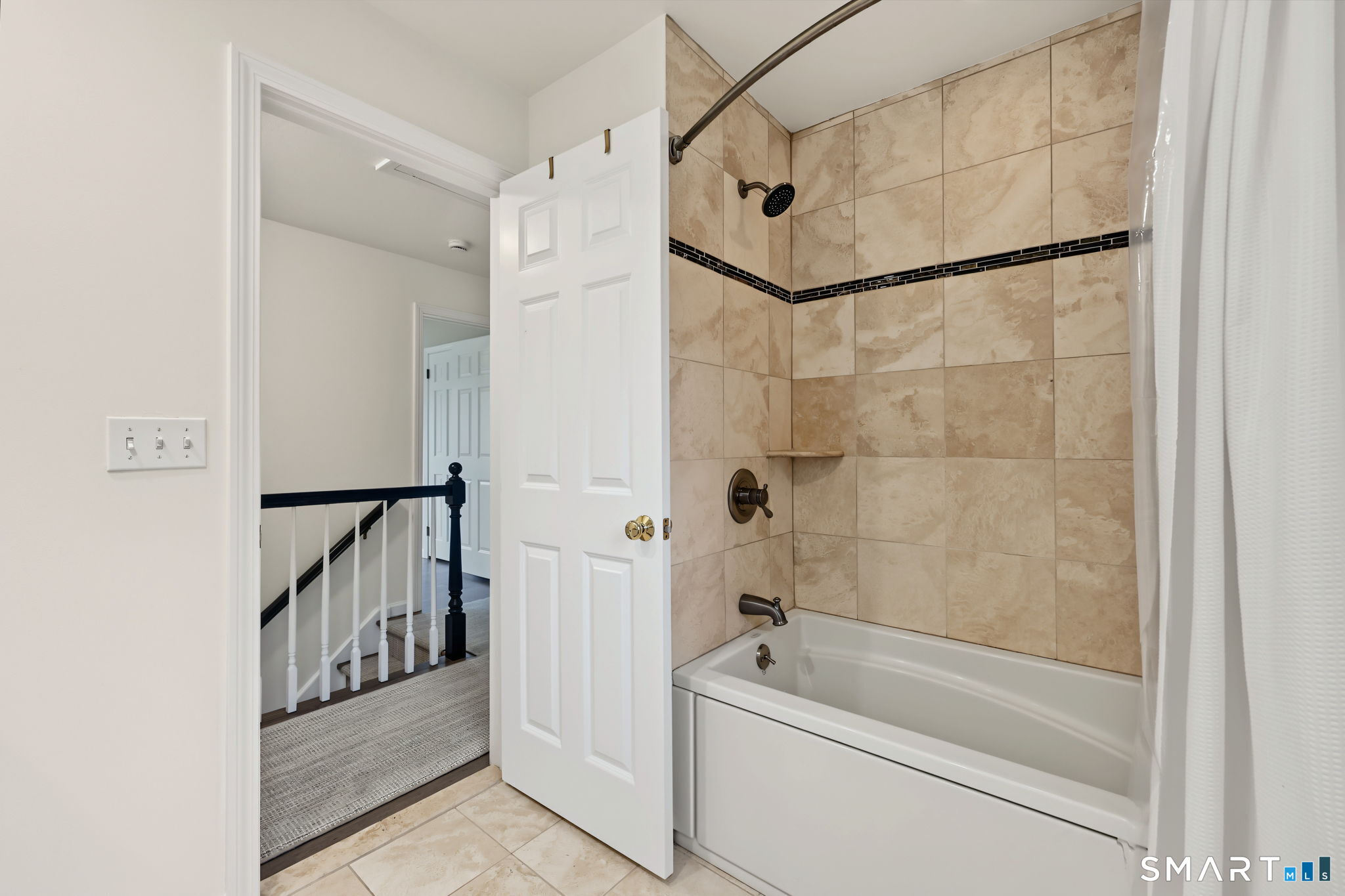52 Mallett Drive Property Photo 27