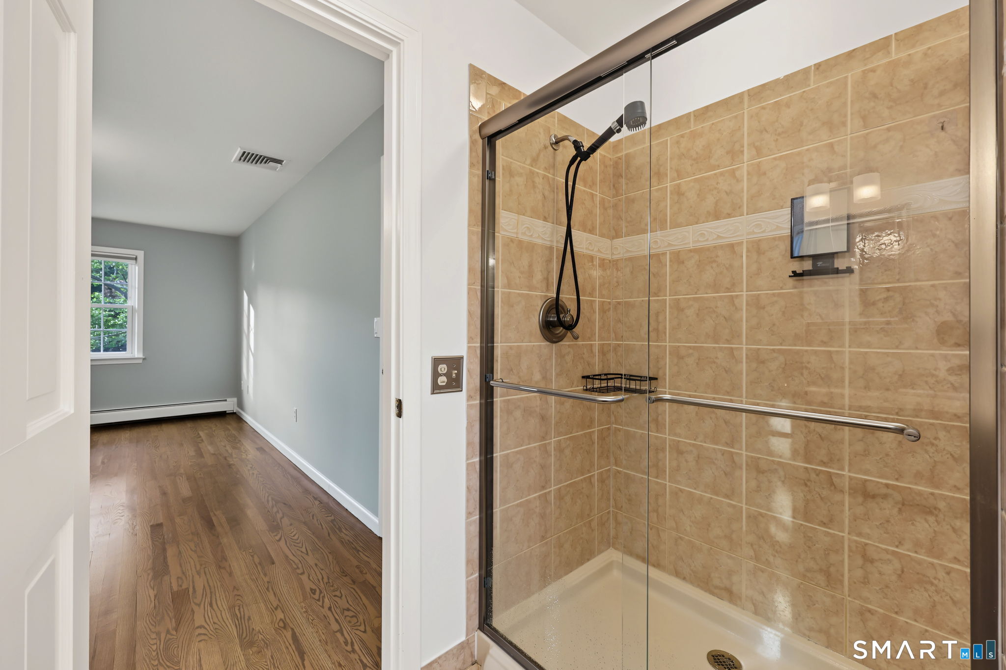 52 Mallett Drive Property Photo 32