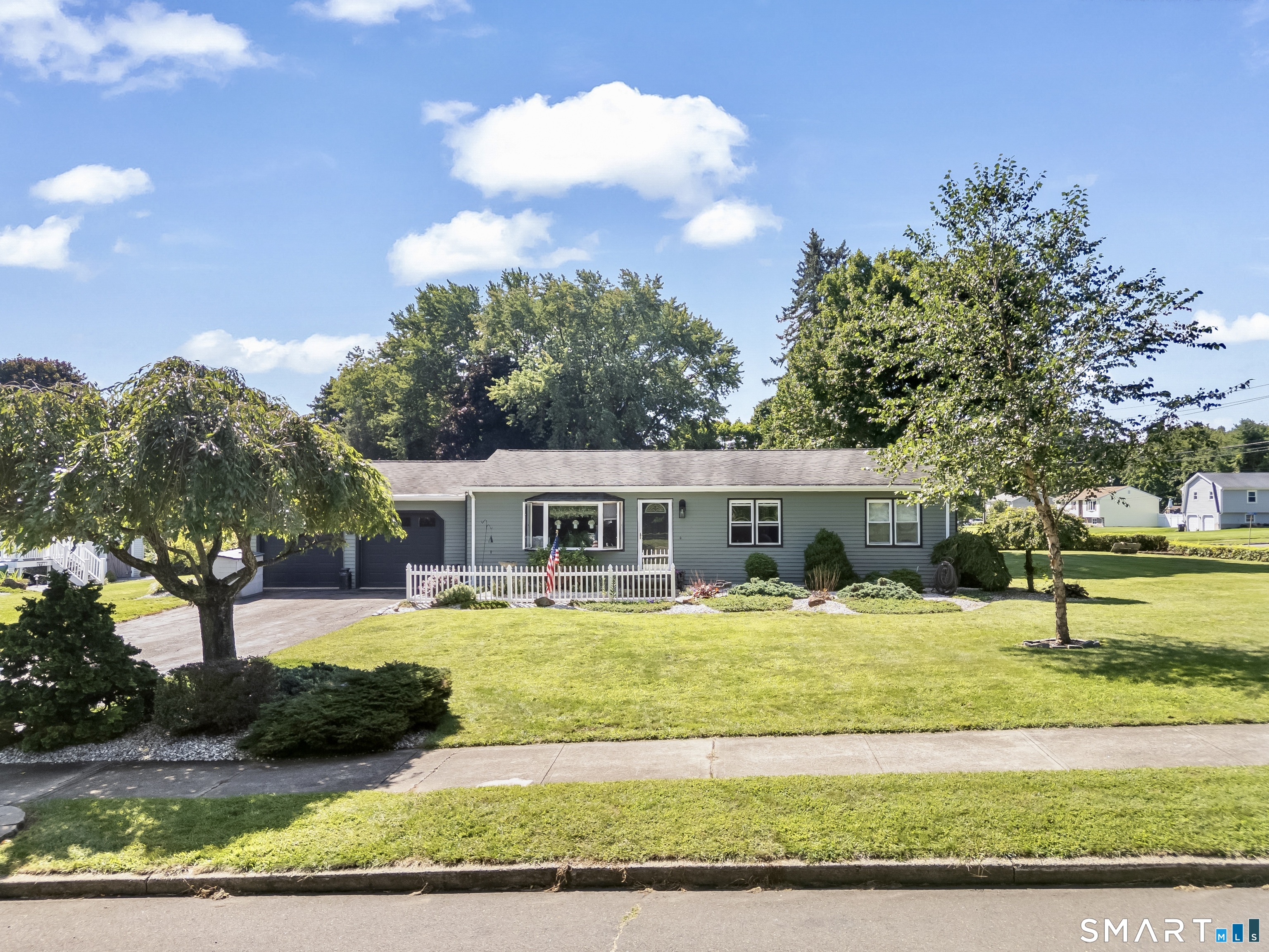 1 Northgate Lane Property Photo 2