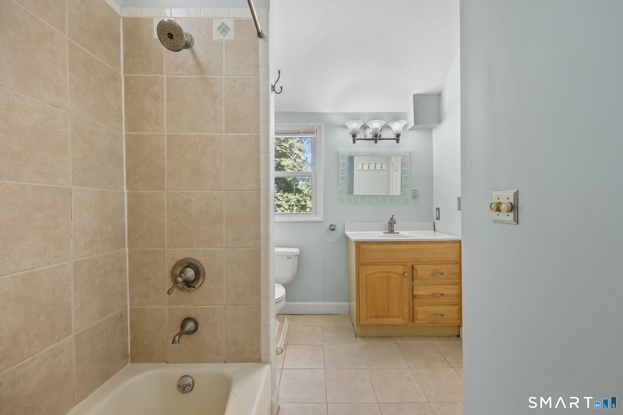 1010 Boston Post Road Property Photo 27