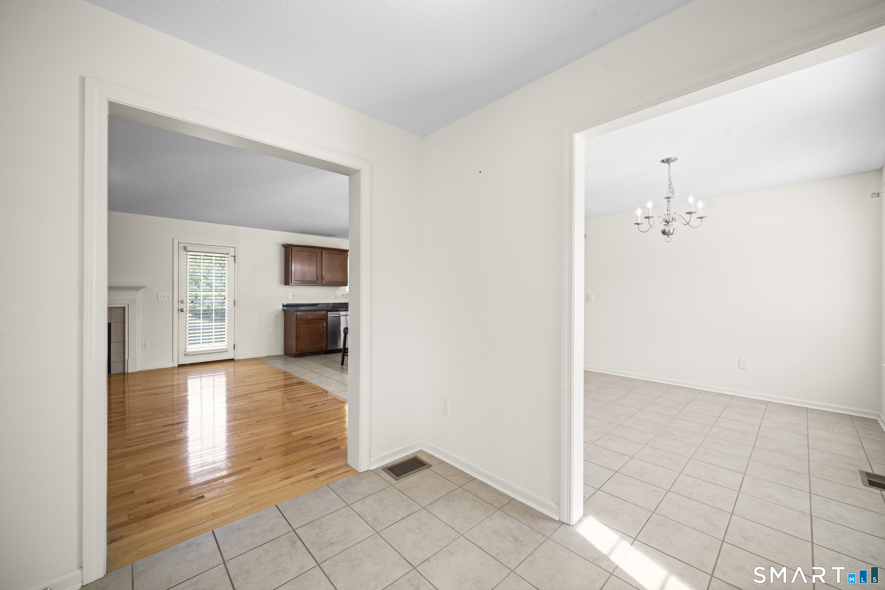3 Steeple View 3 Drive Property Photo 4