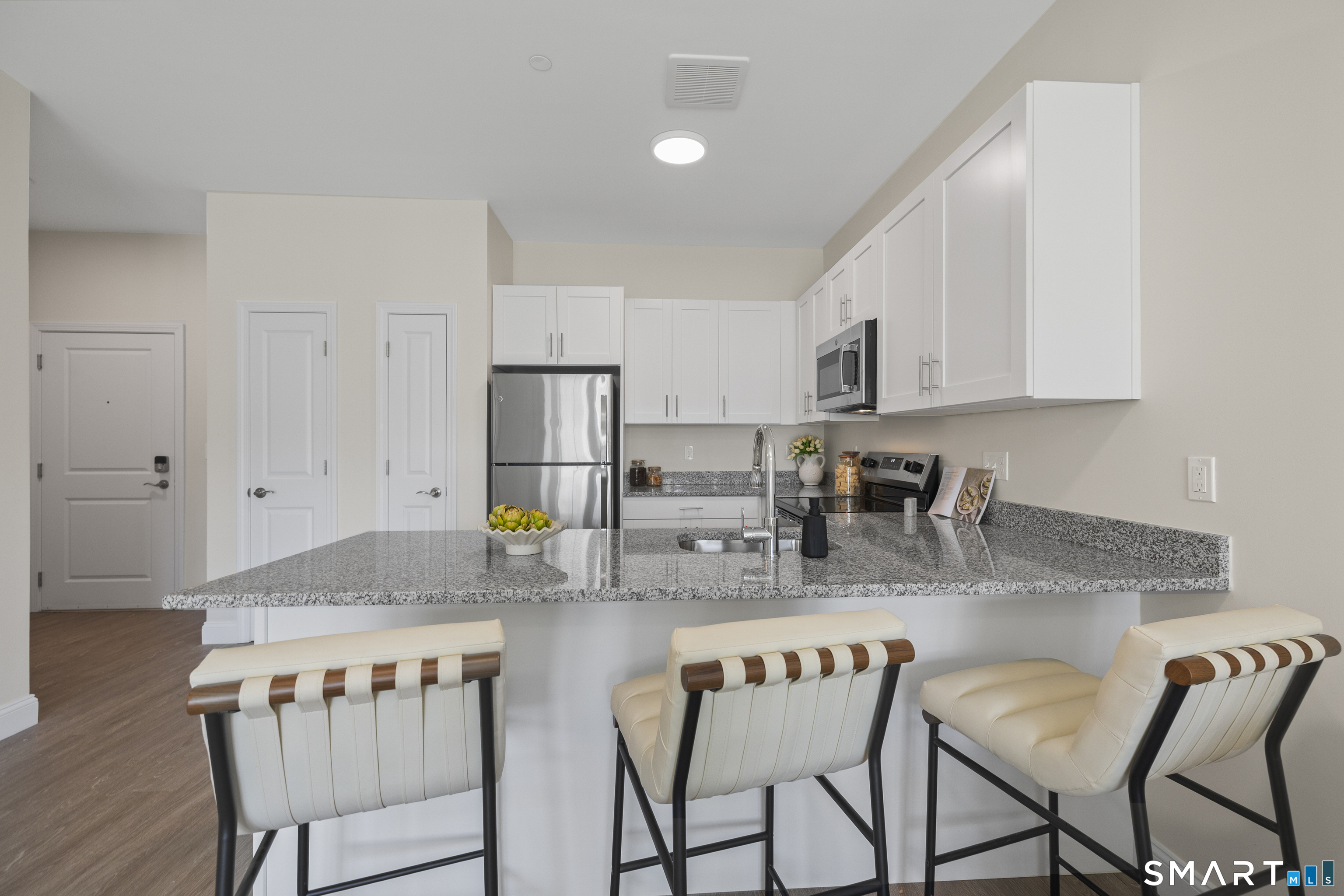 55 Steele 201 Boulevard Property Photo 7
