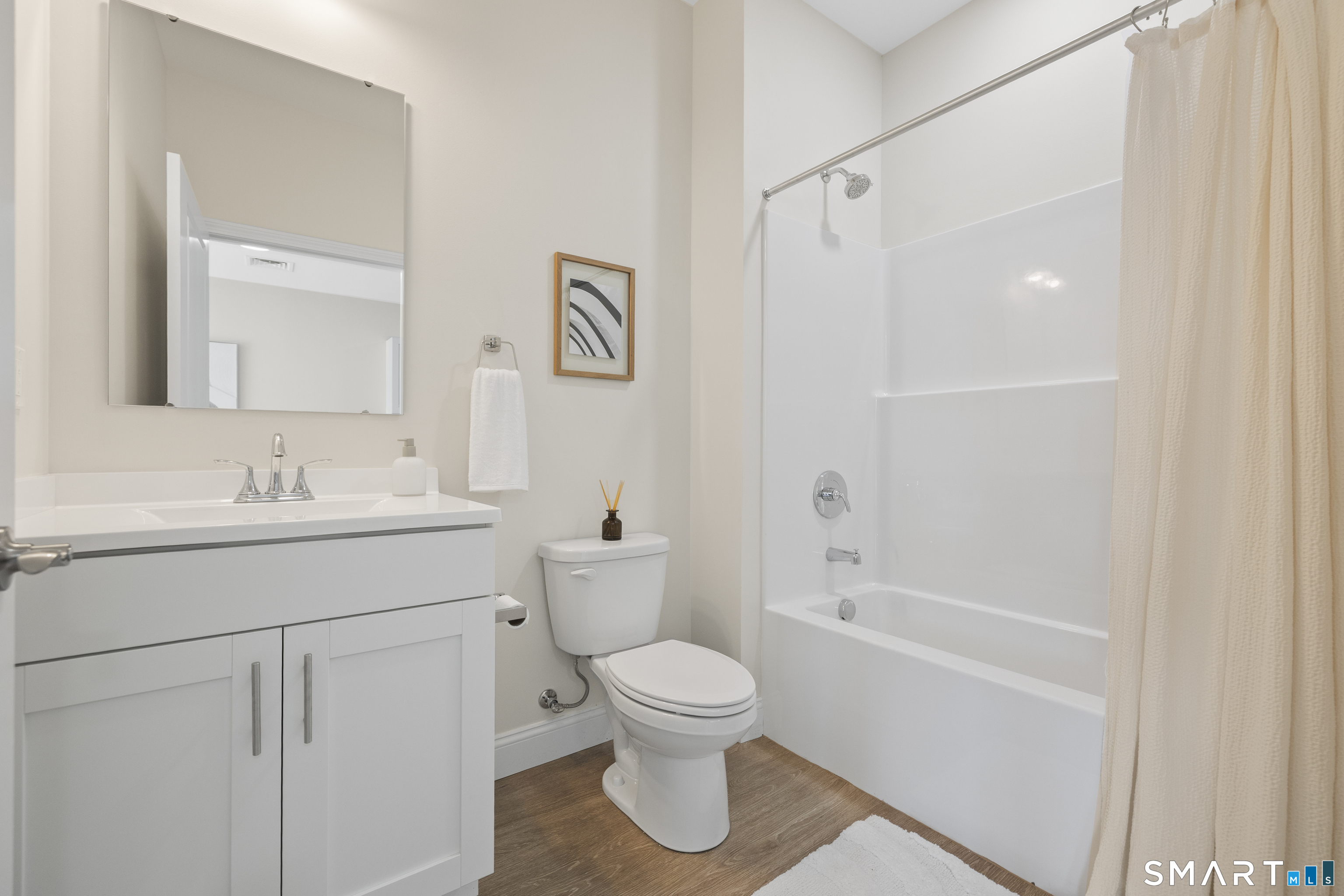 55 Steele 201 Boulevard Property Photo 16