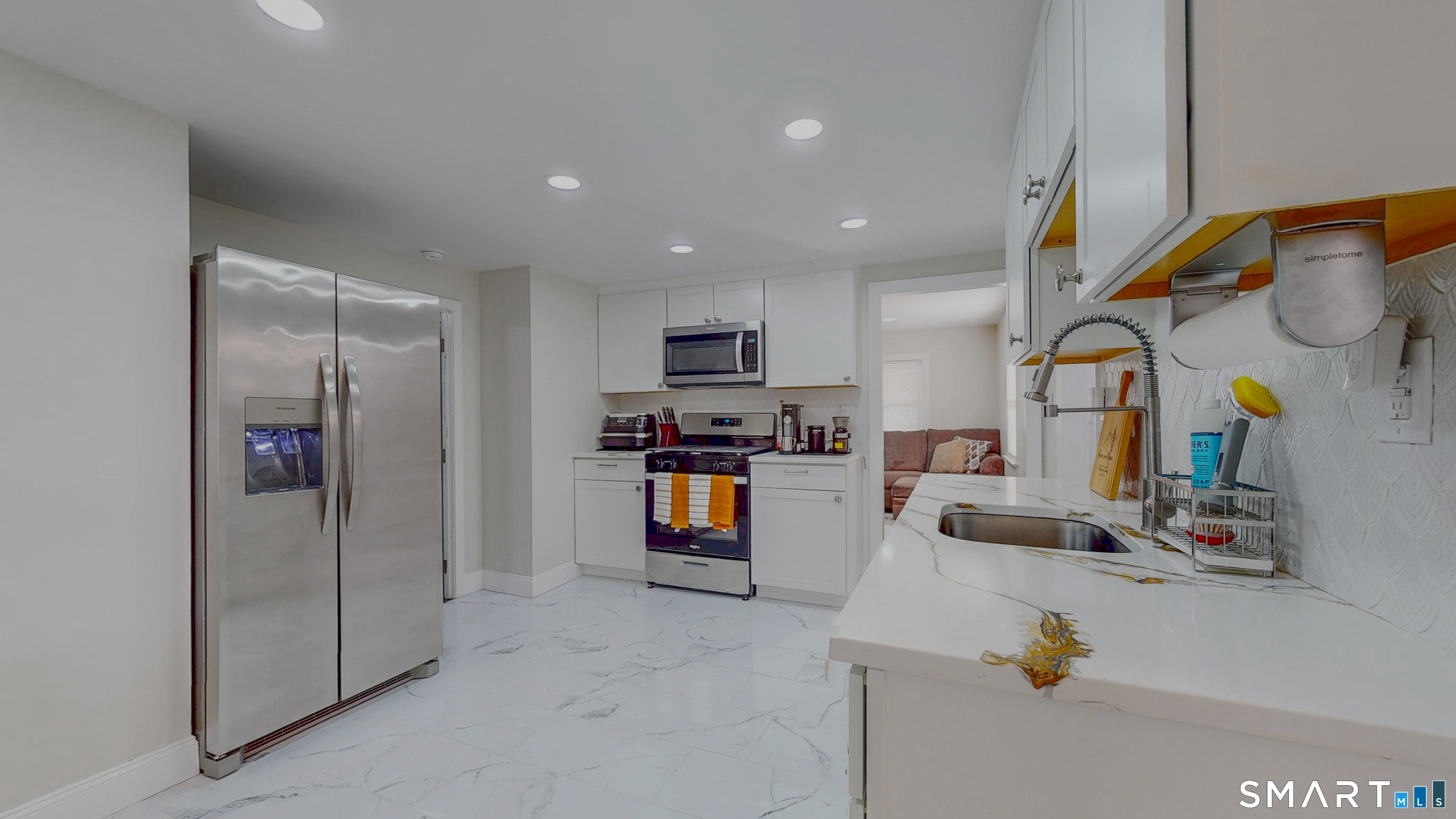 100 Englewood Avenue Property Photo 10