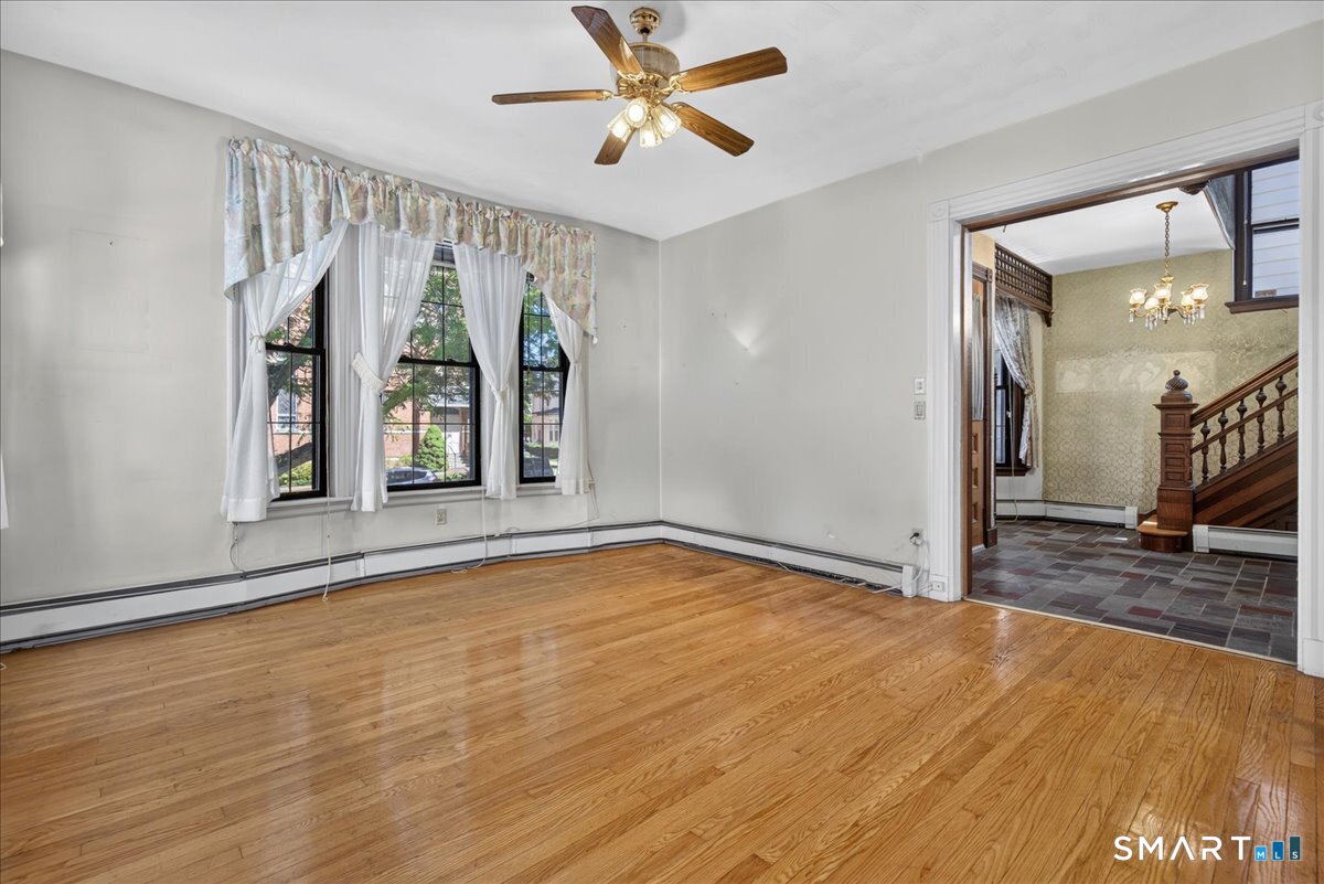356 Humphrey Street Property Photo 6