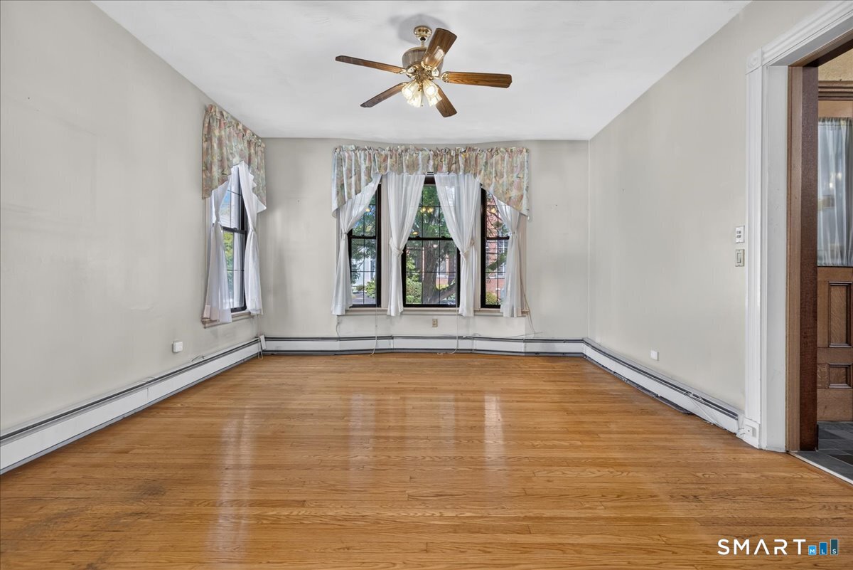 356 Humphrey Street Property Photo 7