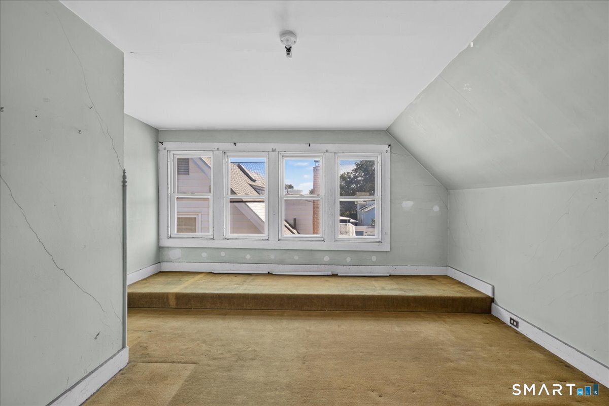 356 Humphrey Street Property Photo 32