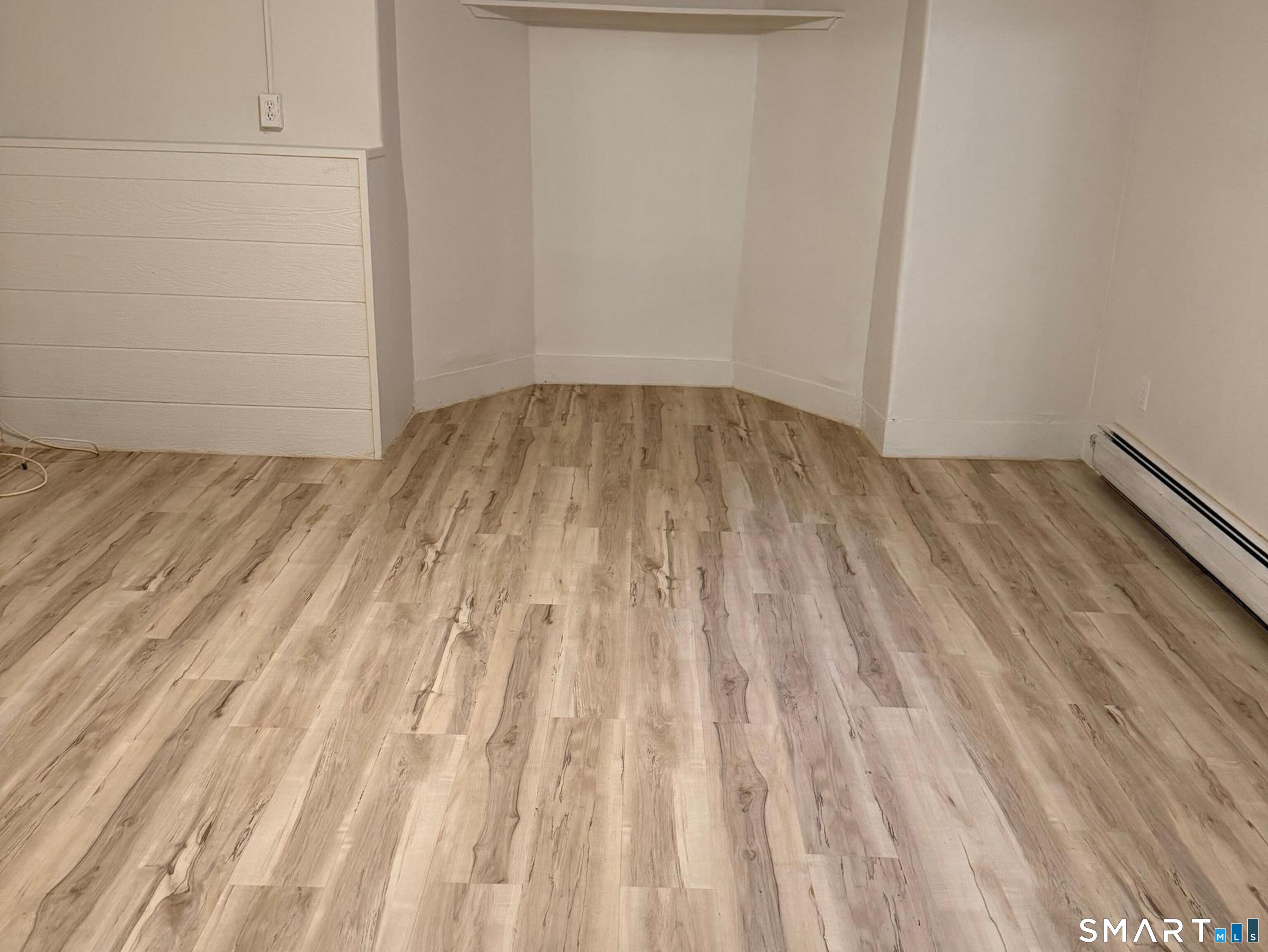 17 First Avenue Property Photo 6