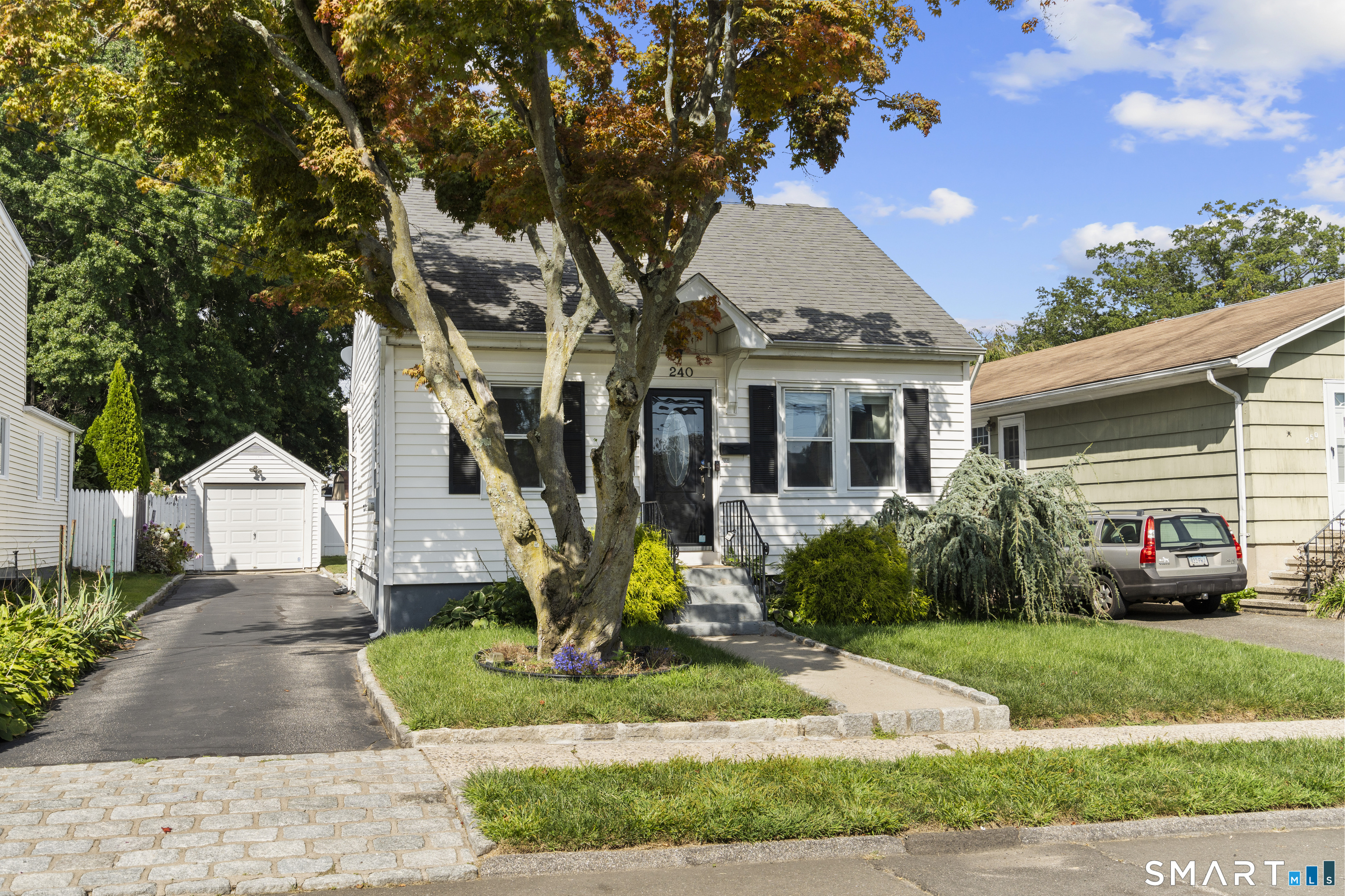 240 Milford Avenue Property Photo 1