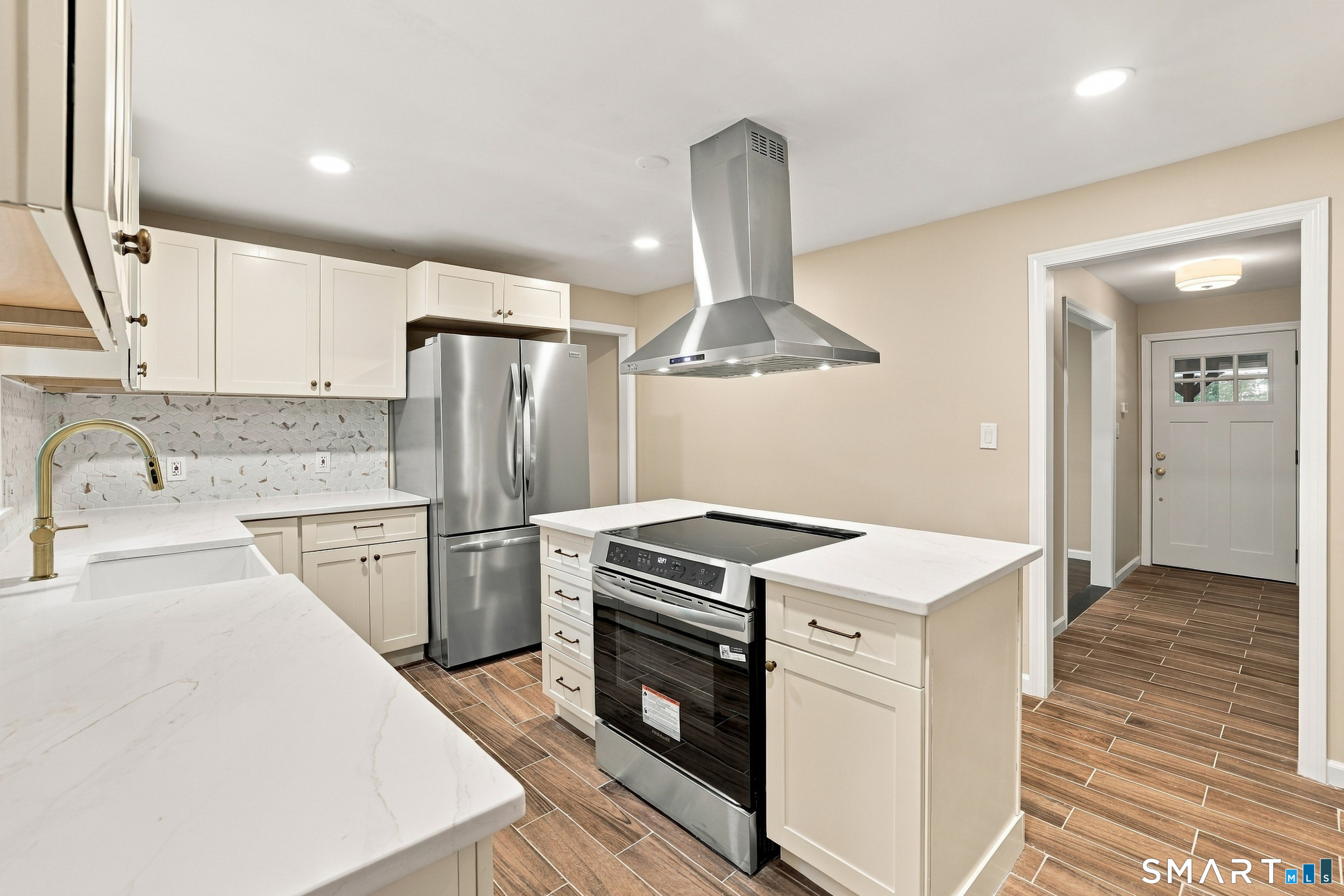 61 Isleib Road Property Photo 6