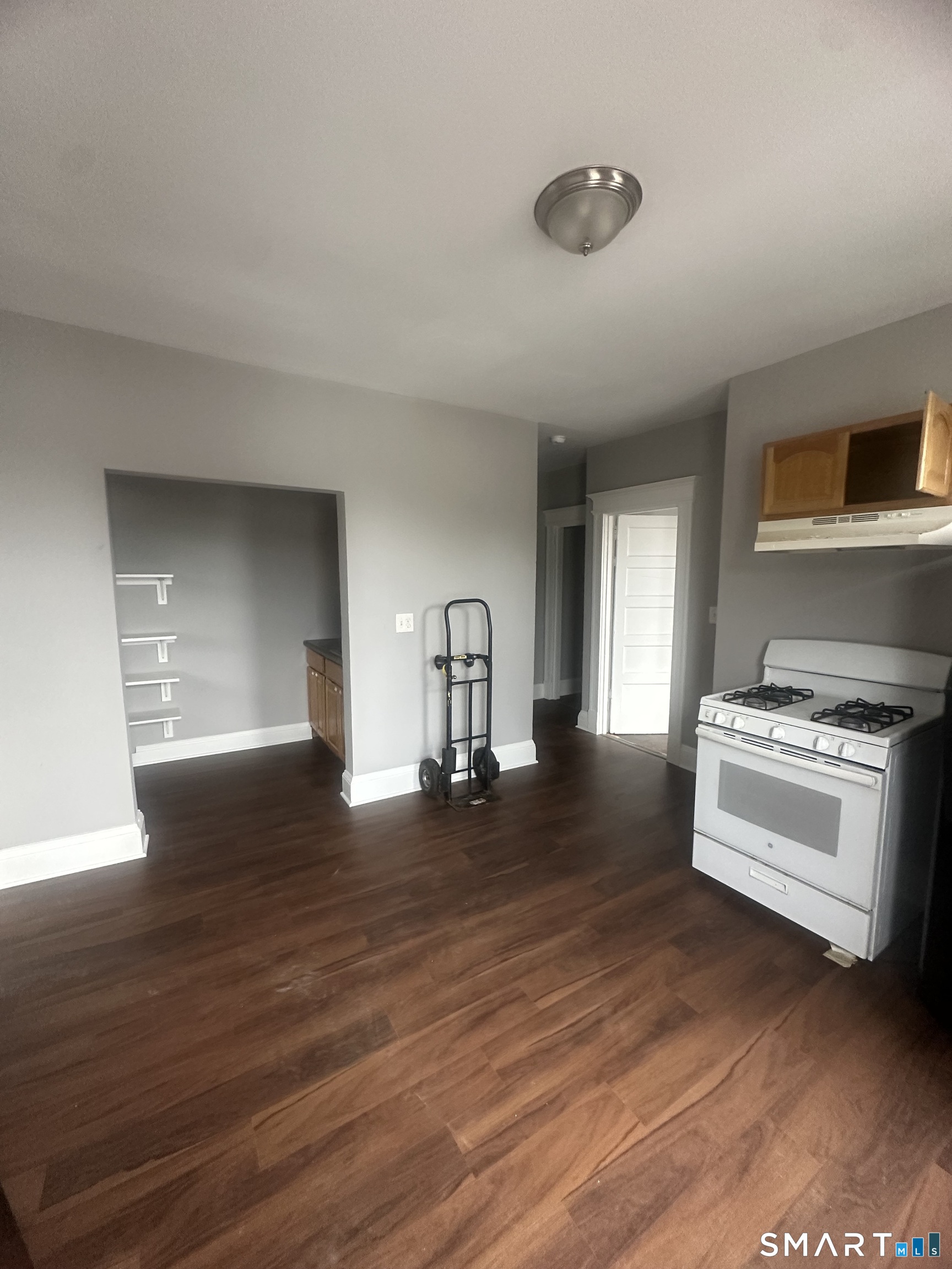 1155 Broad Street Property Photo 10
