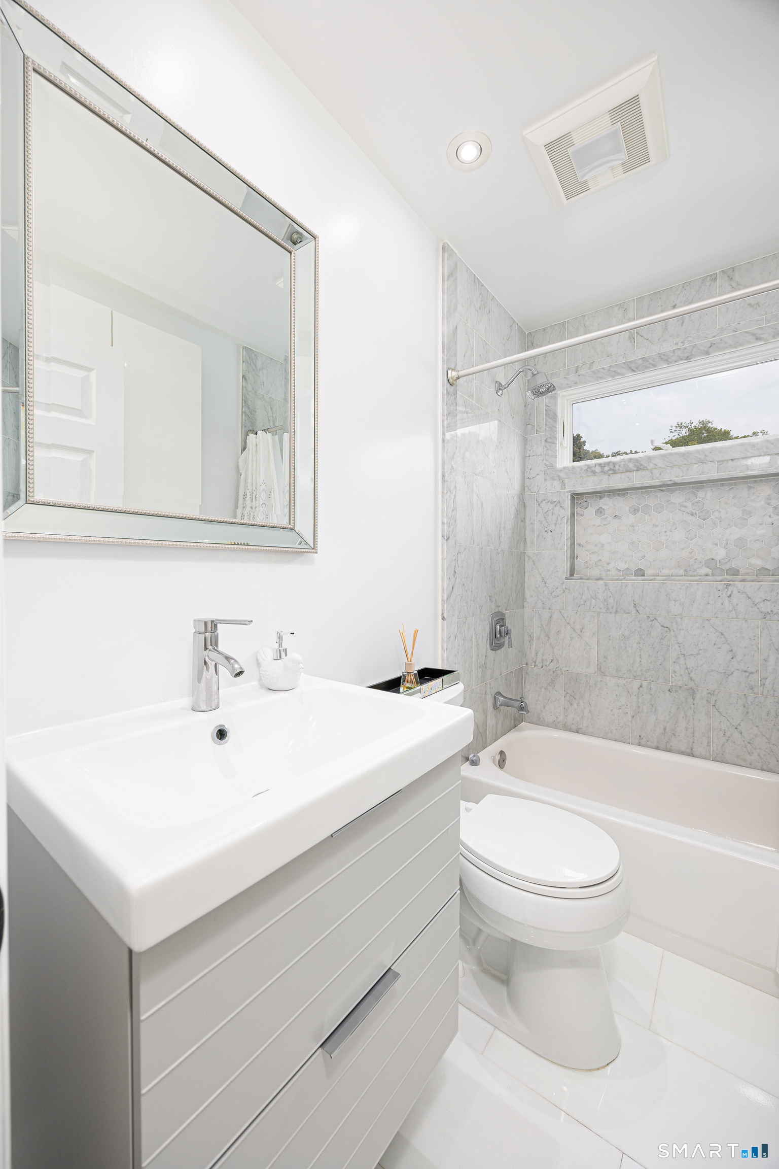 70 Taylor North Avenue Property Photo 13