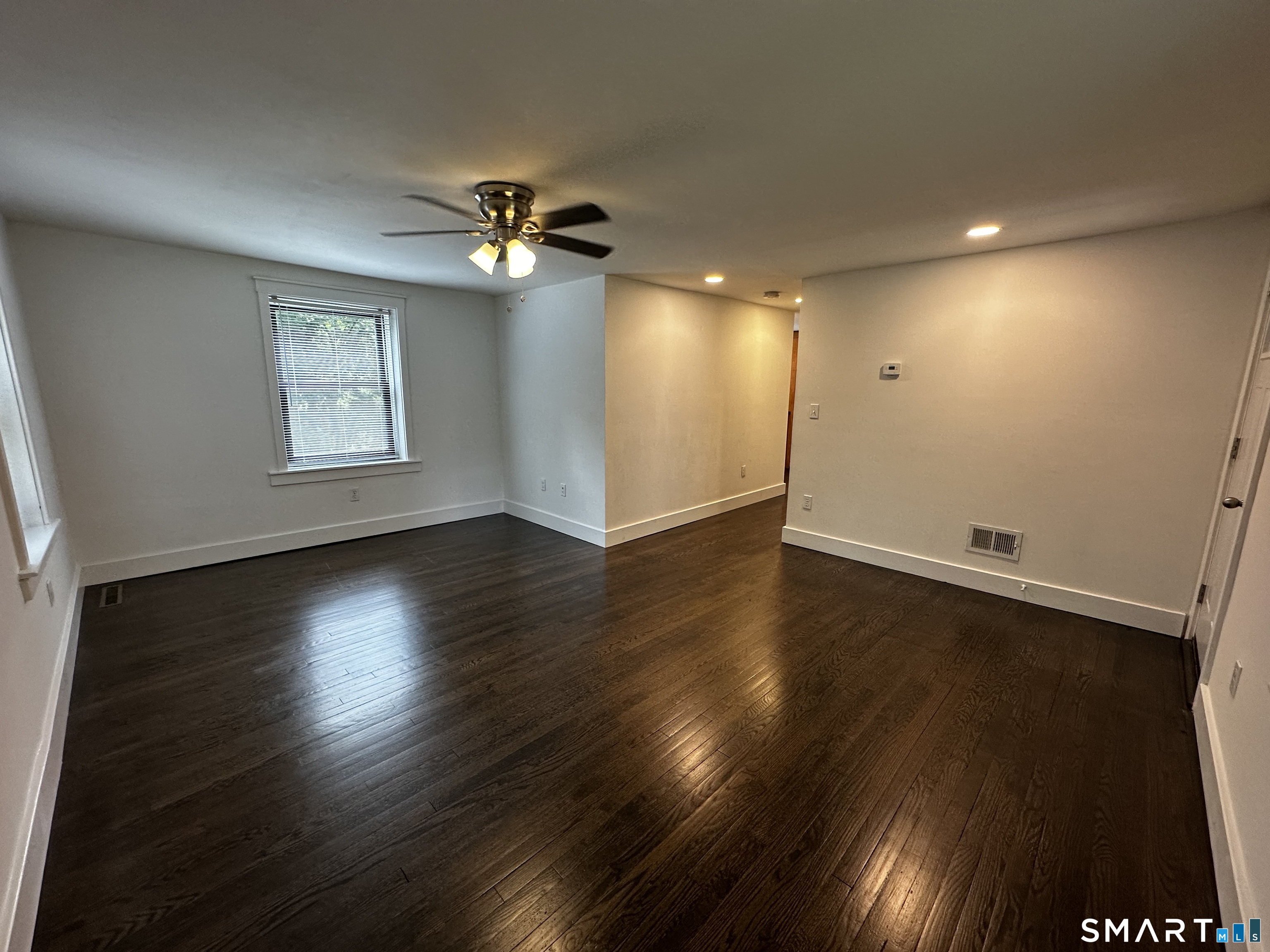 70 East 1a Street Property Photo 4
