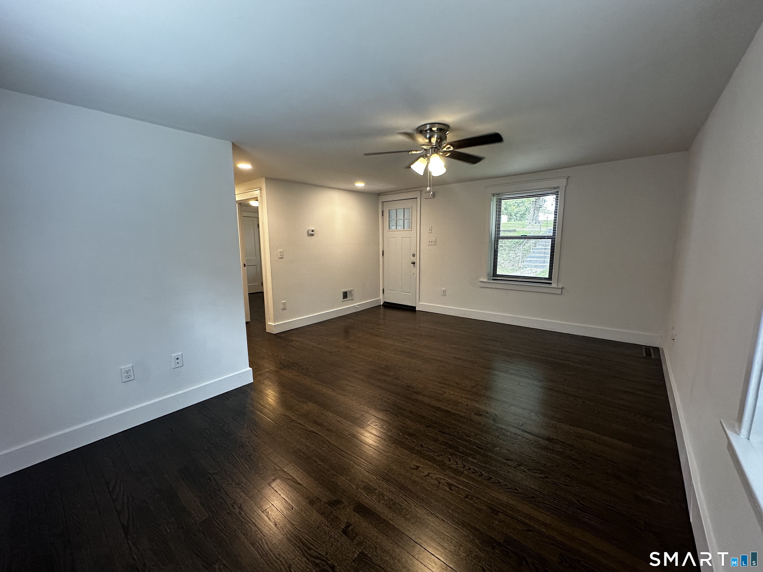 70 East 1a Street Property Photo 5