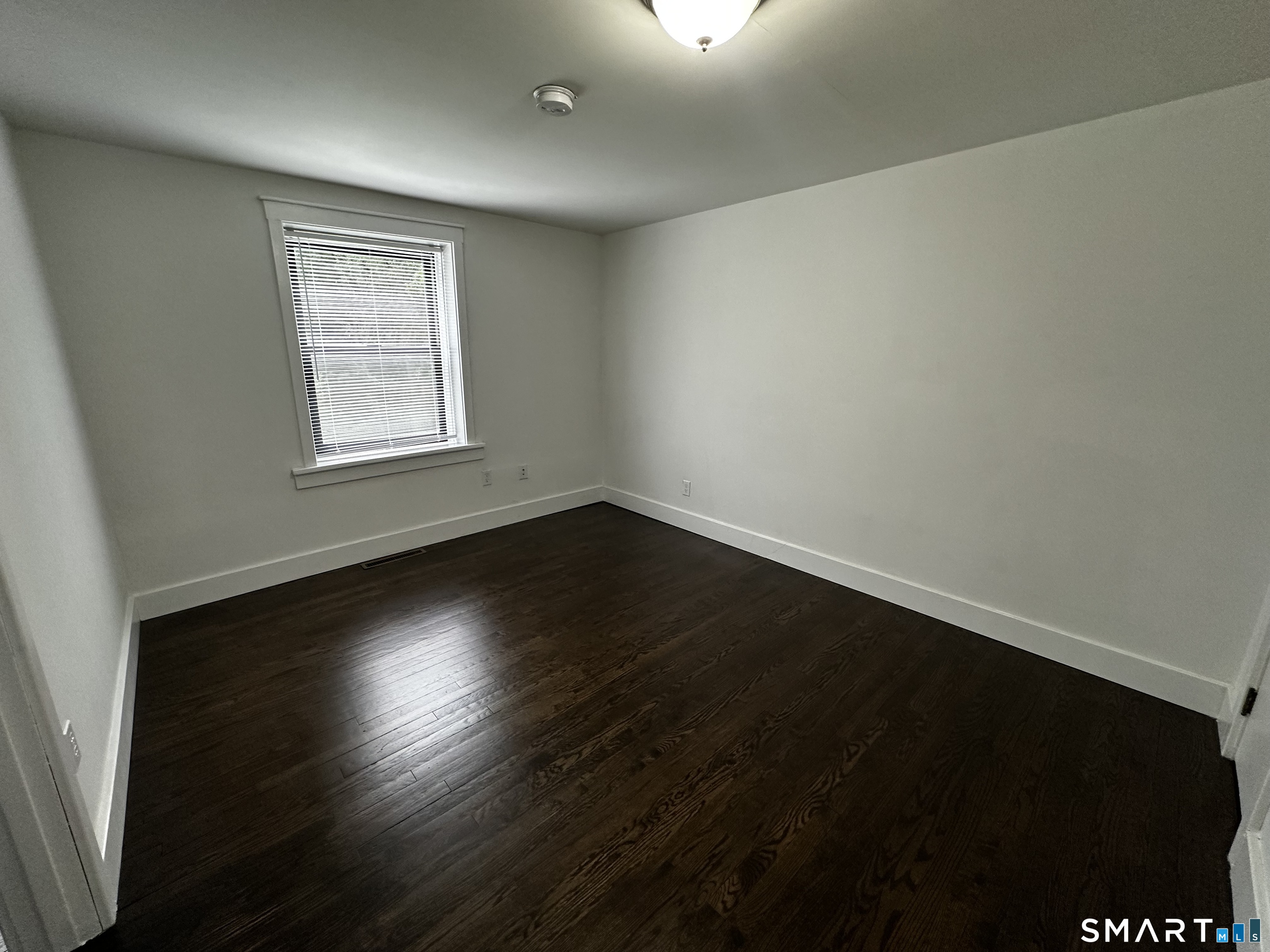 70 East 1a Street Property Photo 11