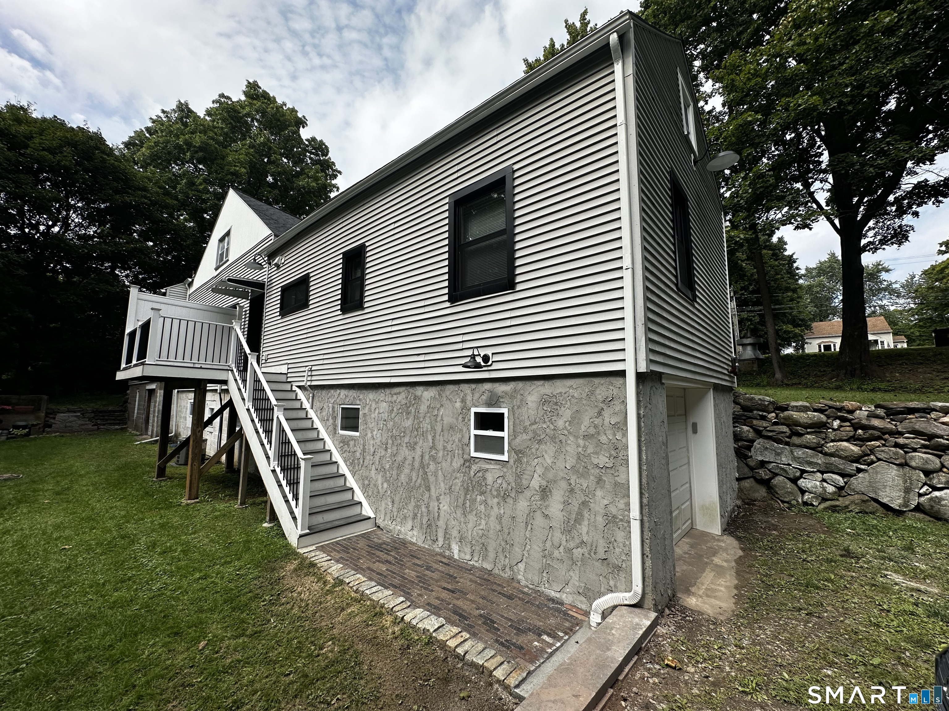 70 East 1a Street Property Photo 16