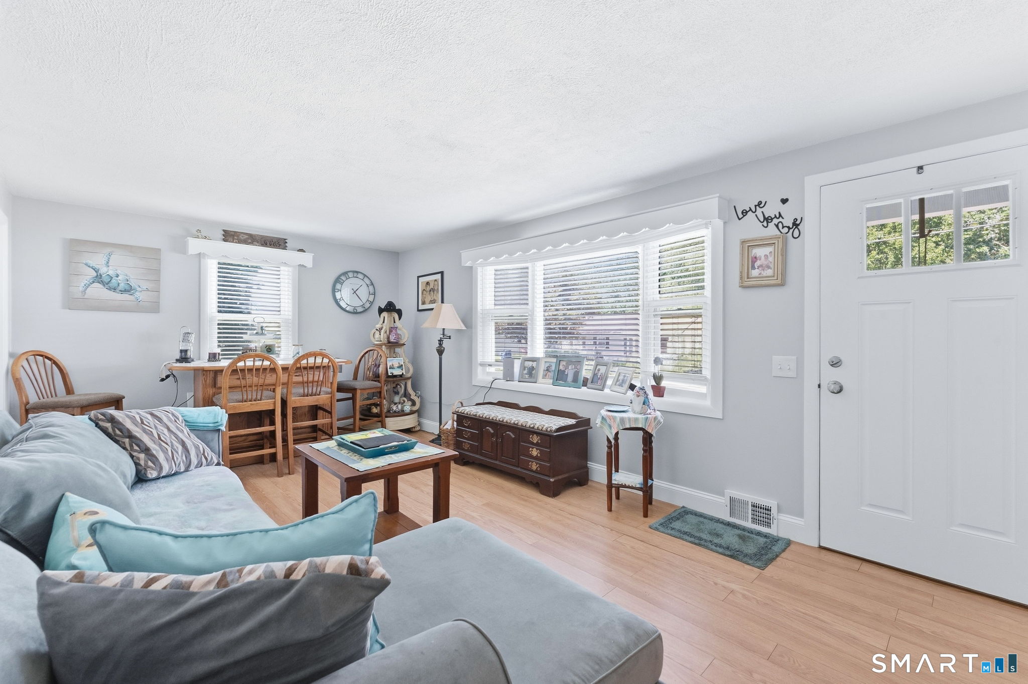 17 Seventh Avenue Property Photo 7