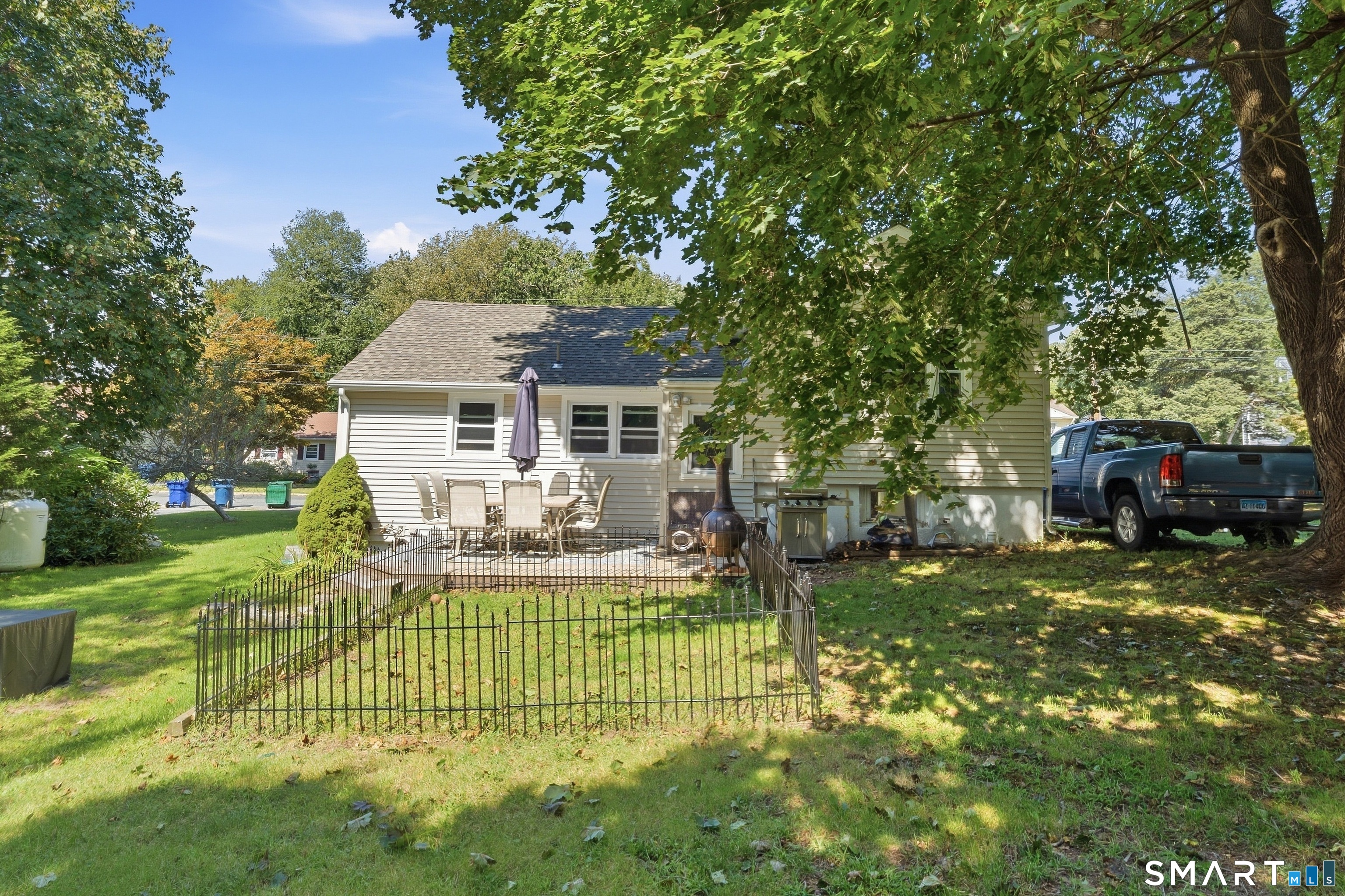 17 Seventh Avenue Property Photo 30