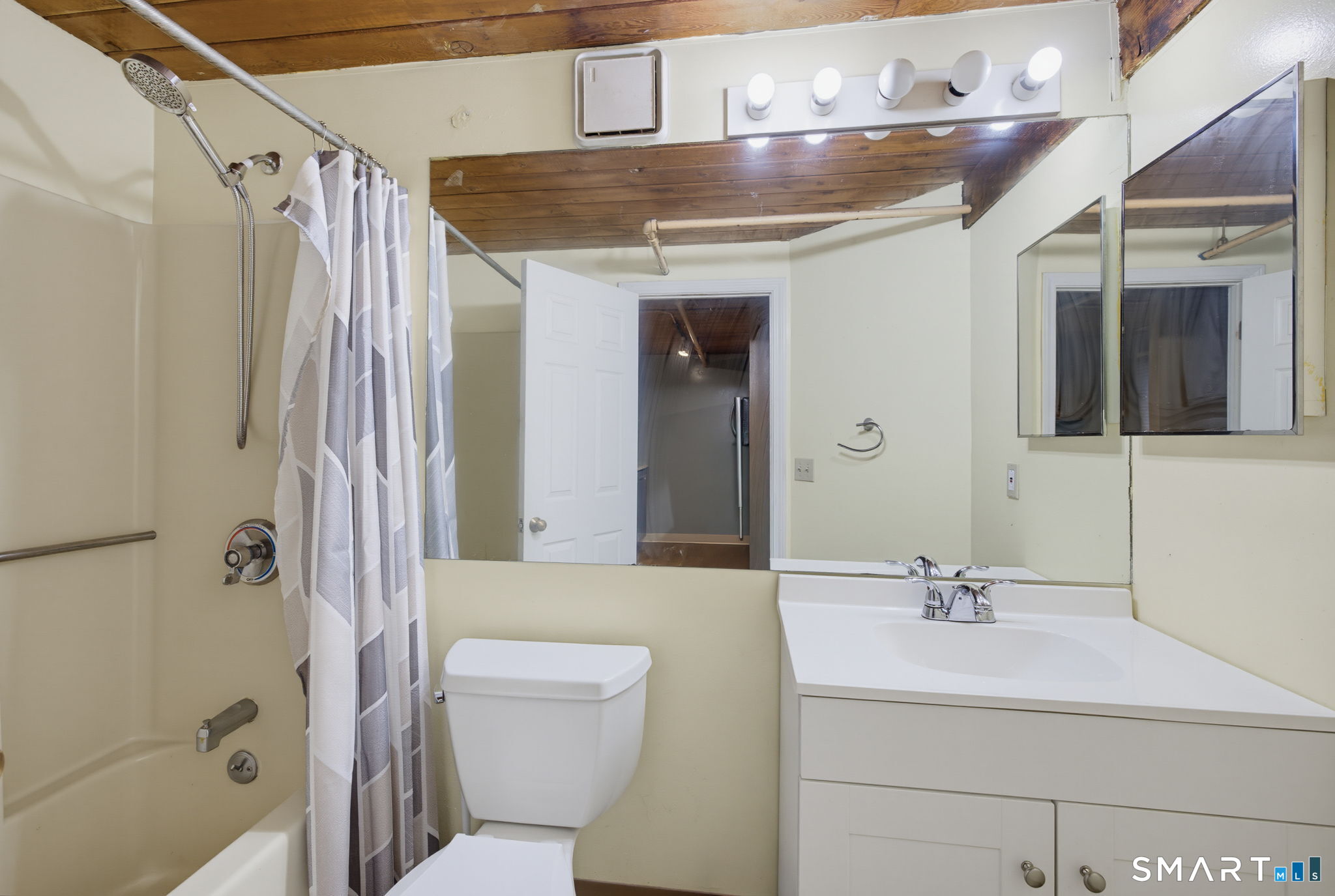 839 Main 75 Street Property Photo 12