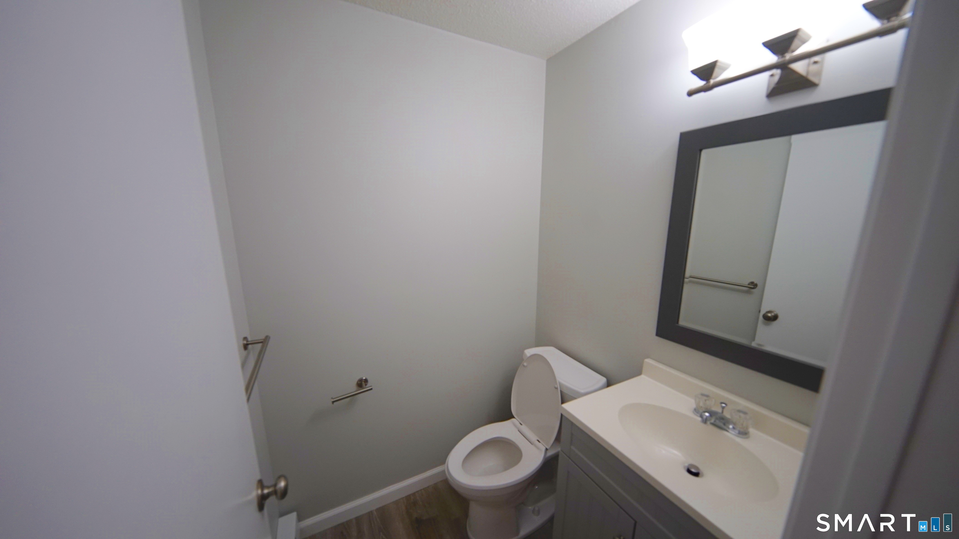 64 Crystal A Lane Property Photo 11