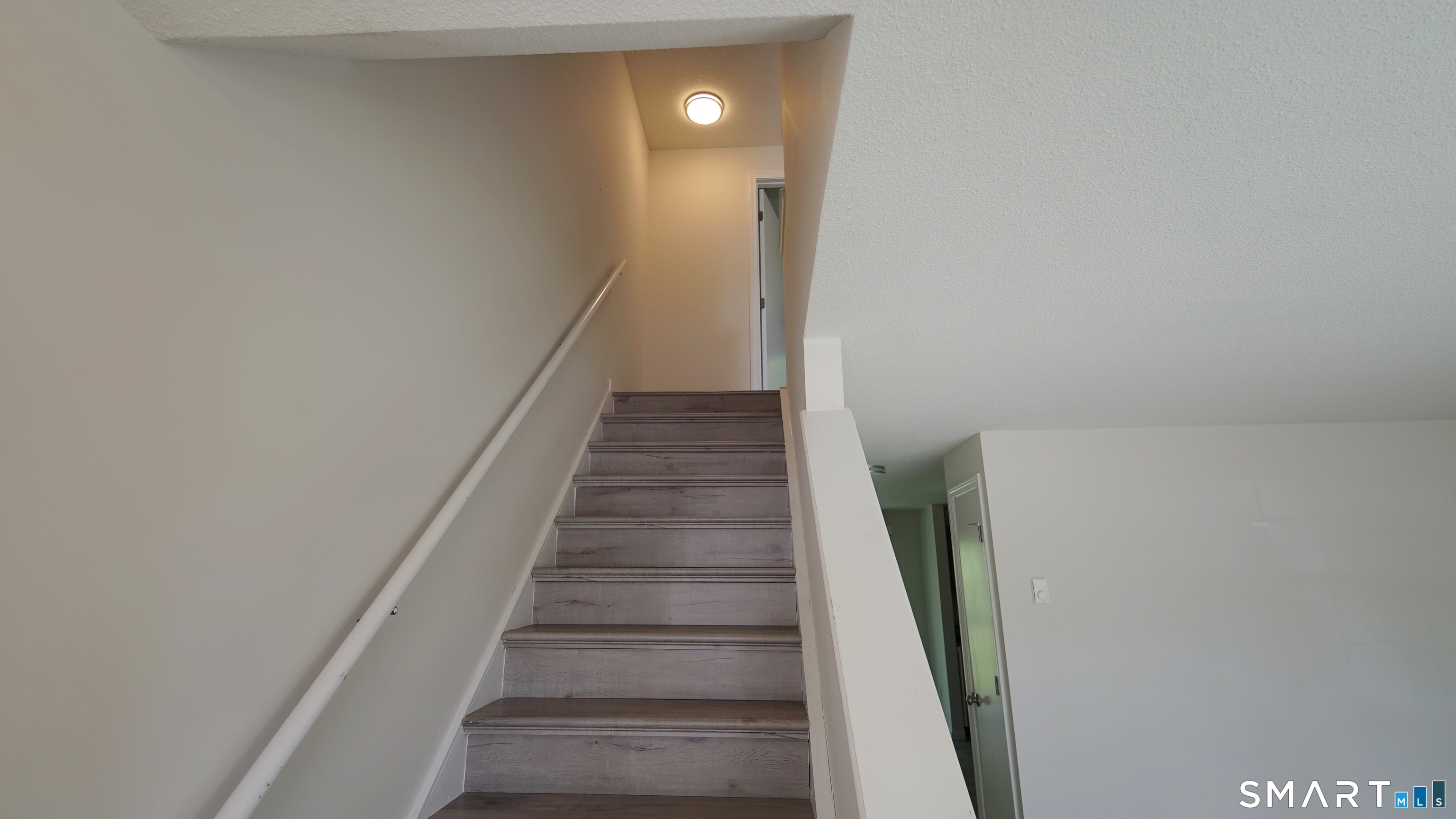 64 Crystal A Lane Property Photo 15