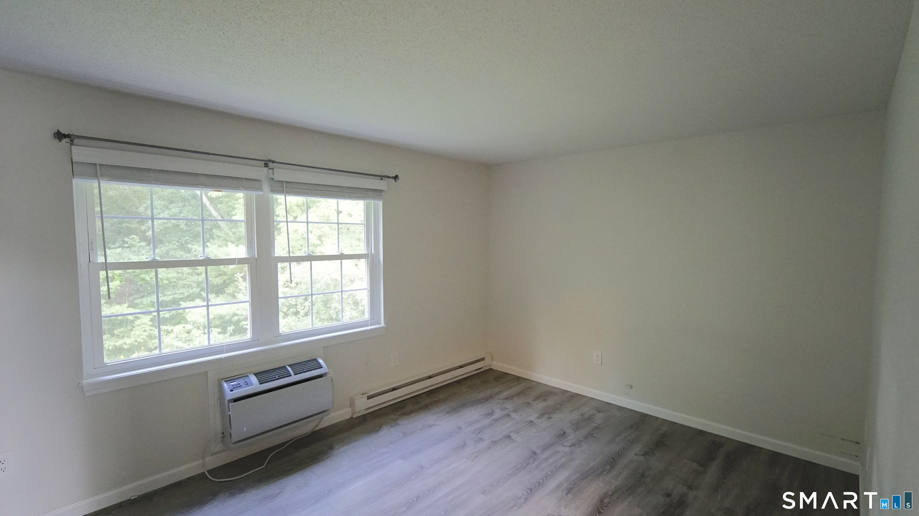 64 Crystal A Lane Property Photo 18