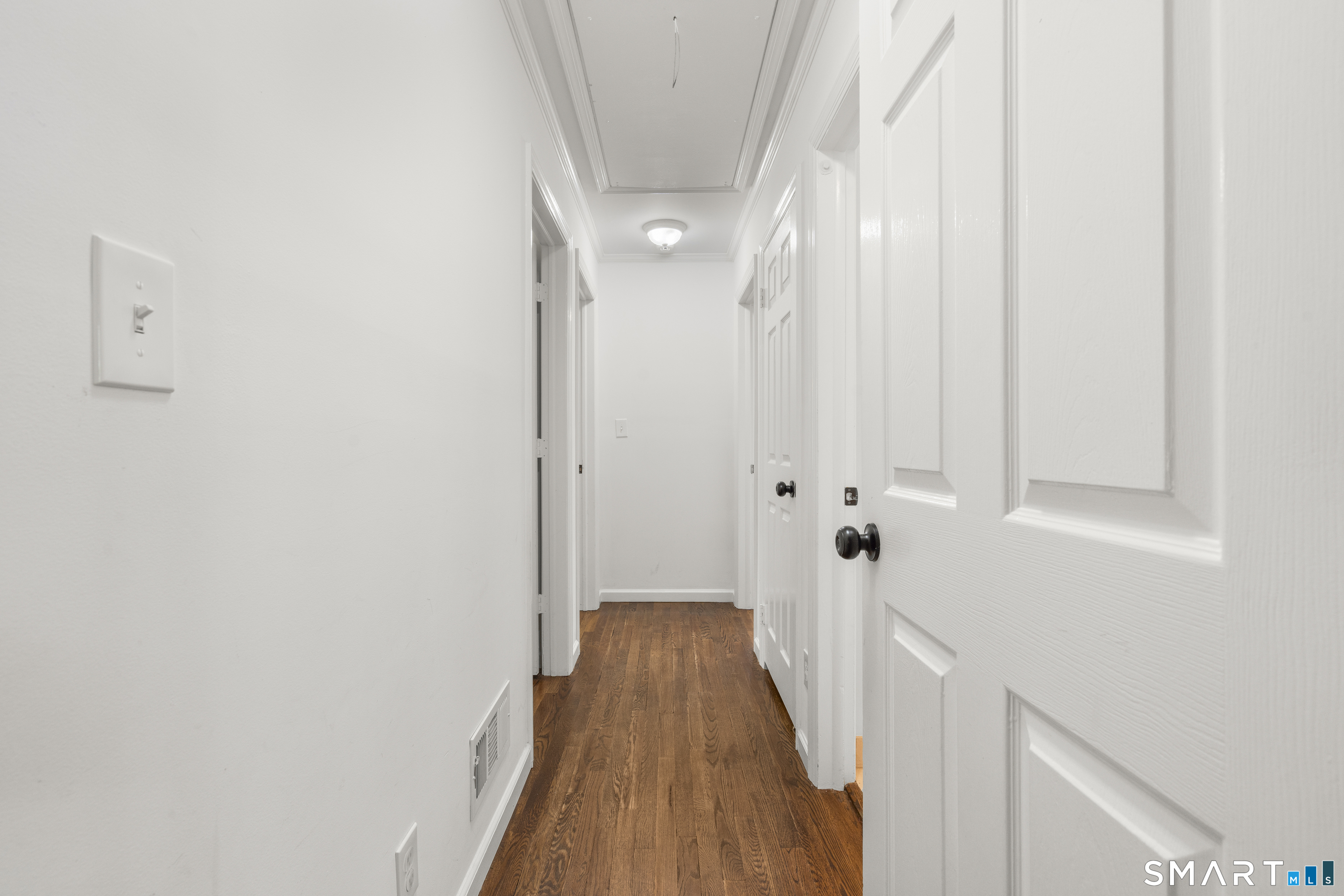 8 Rising Road Property Photo 9